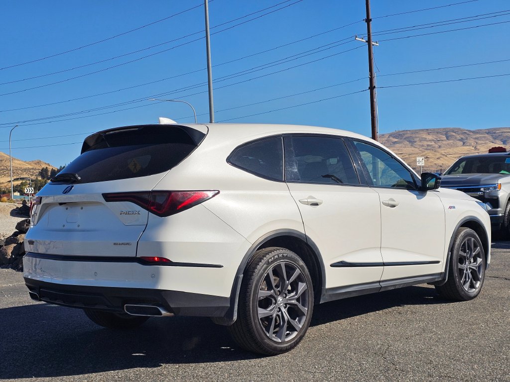 Photo 5 of this Acura MDX