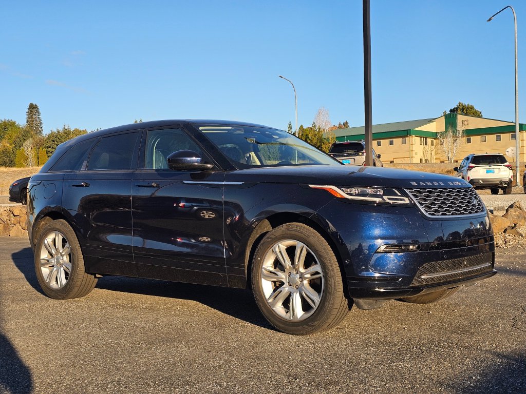 Photo 7 of this Land Rover Range Rover Velar