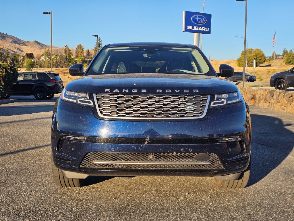 Photo 8 of this Land Rover Range Rover Velar