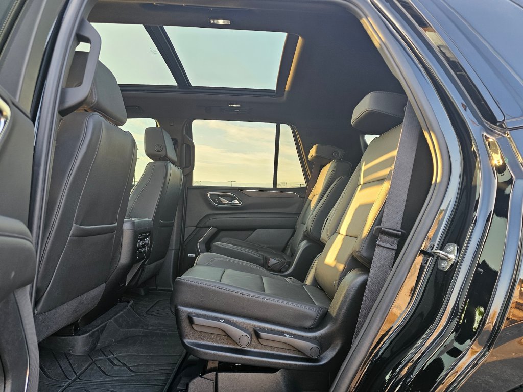 Photo 24 of this Chevrolet Tahoe