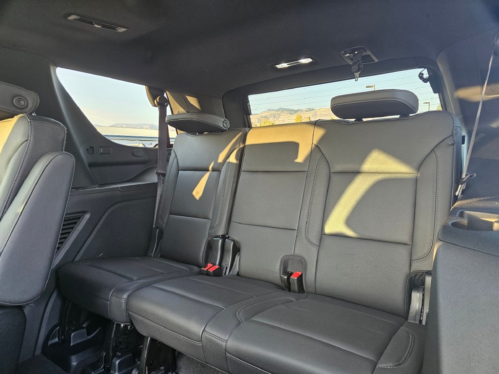 Photo 25 of this Chevrolet Tahoe