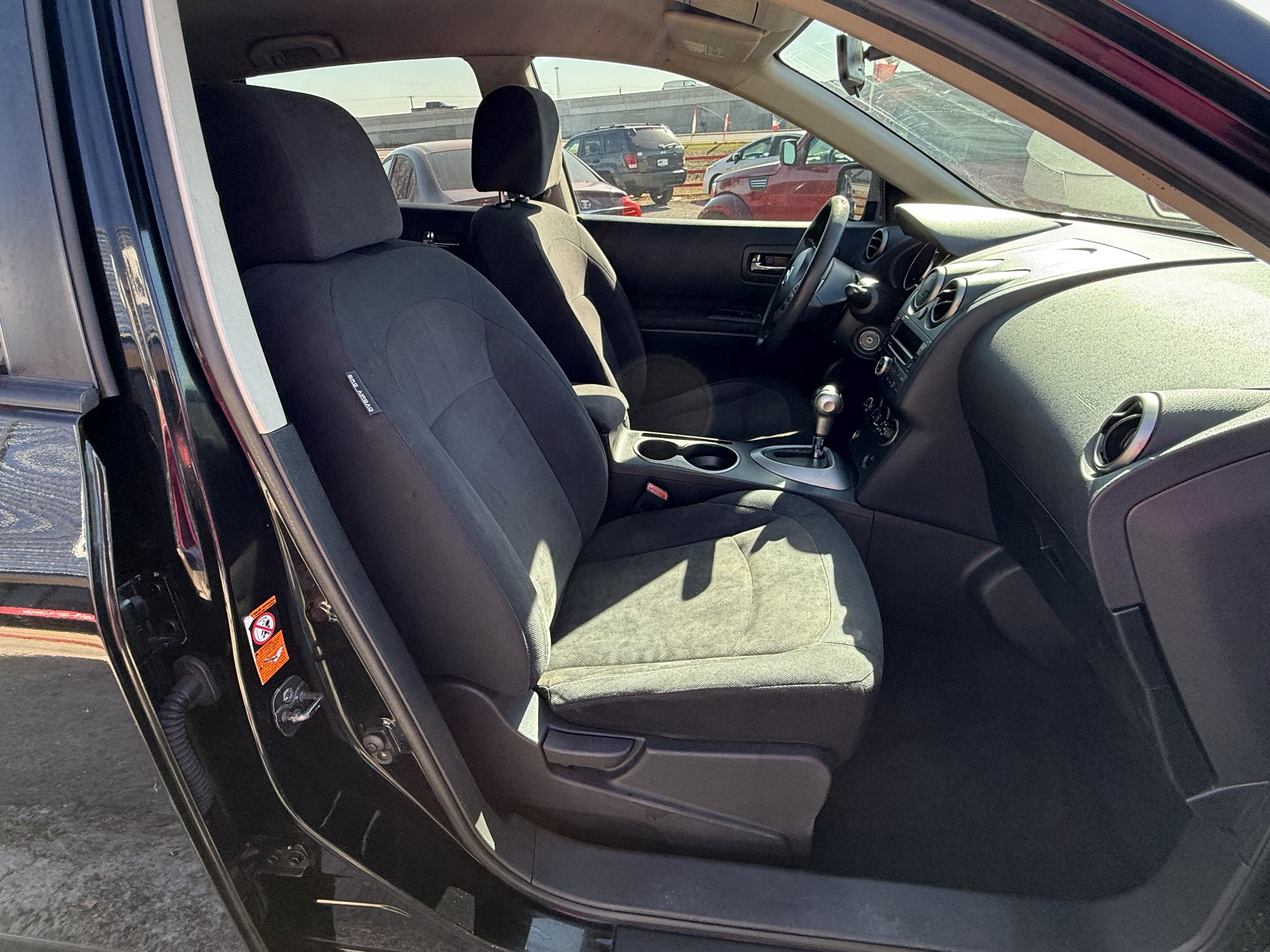 2009 Nissan Rogue S - Photo 4
