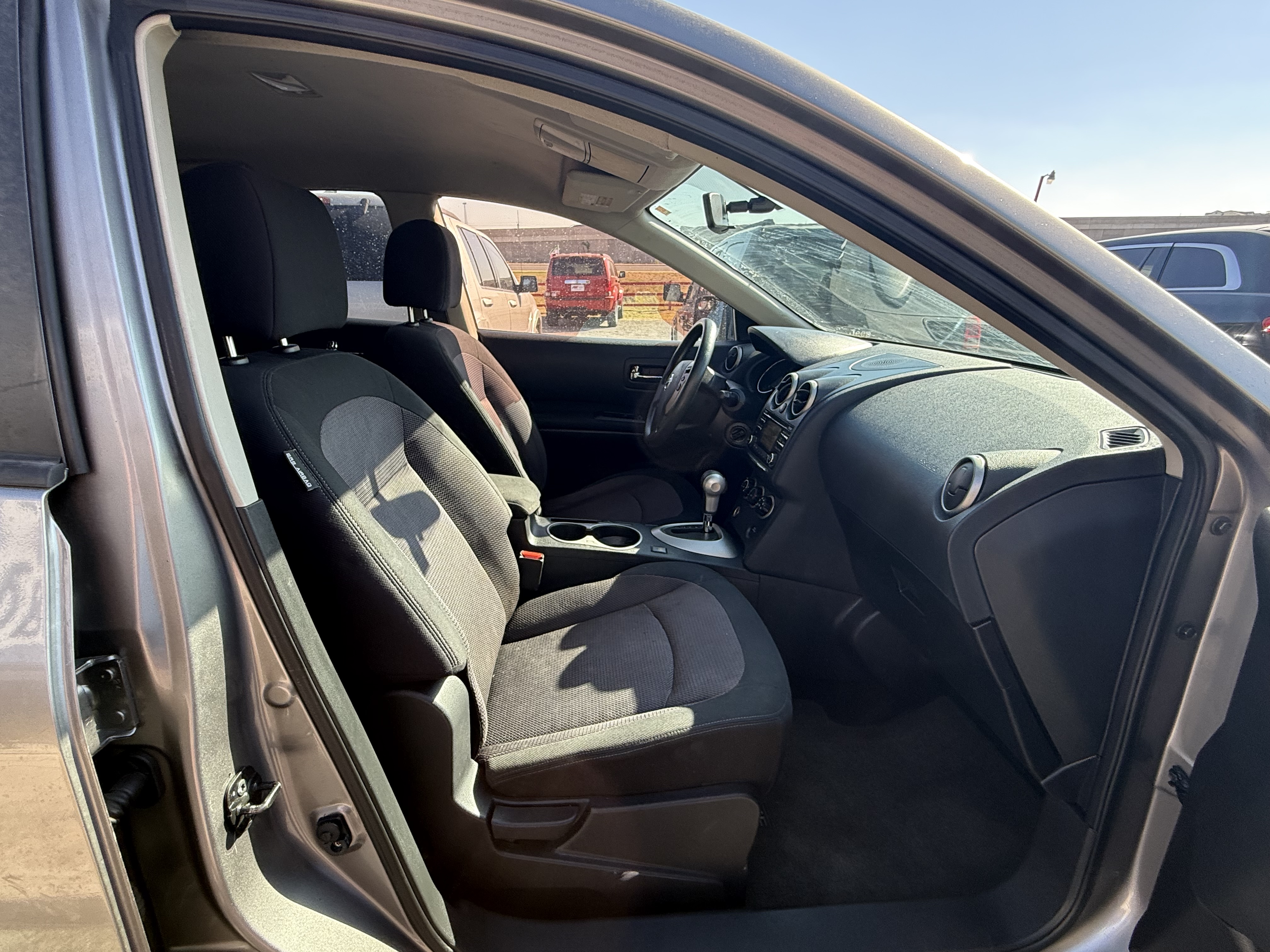 2012 Nissan Rogue SV - Photo 4