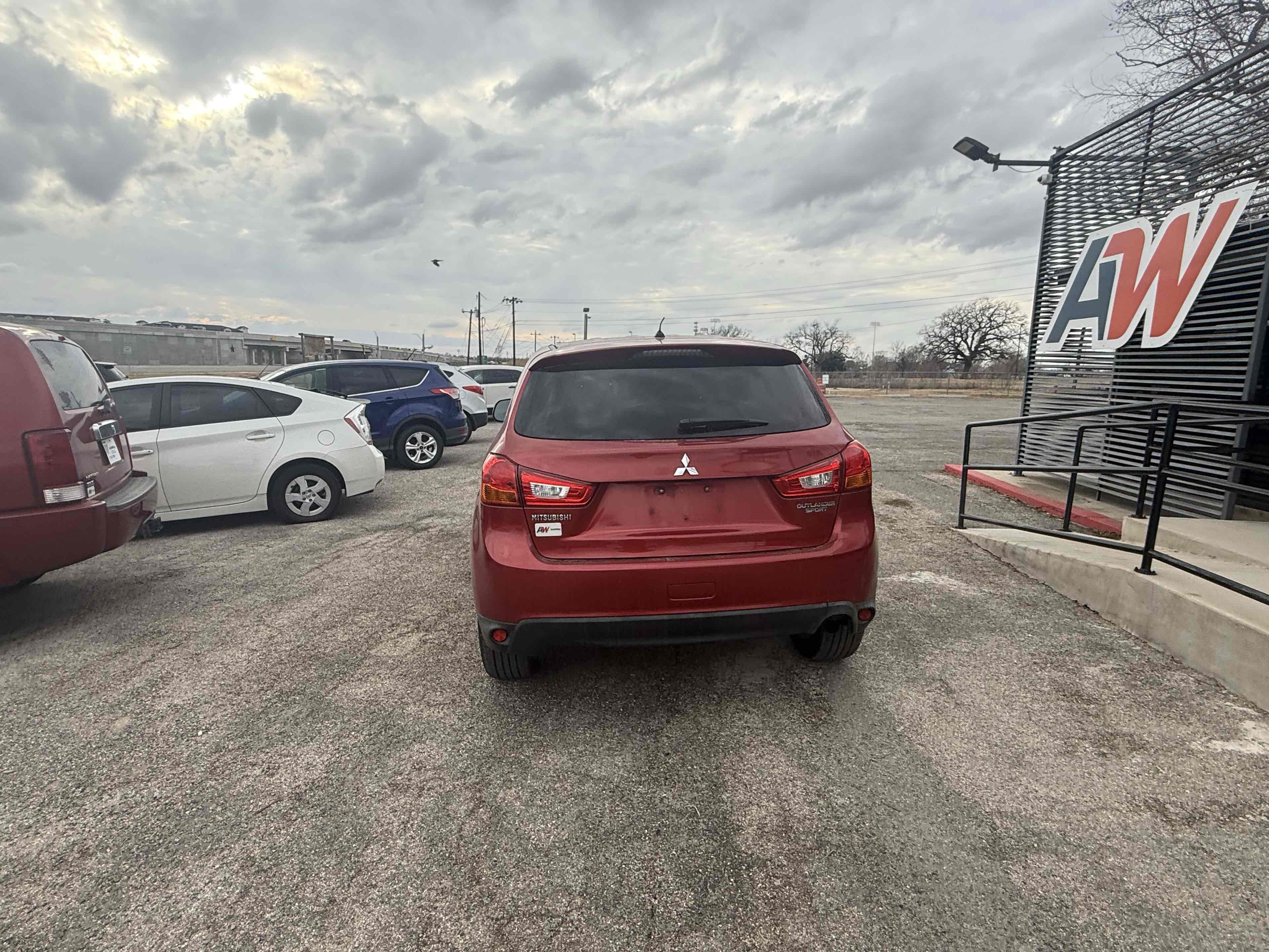 2014 Mitsubishi Outlander Sport ES - Photo 2