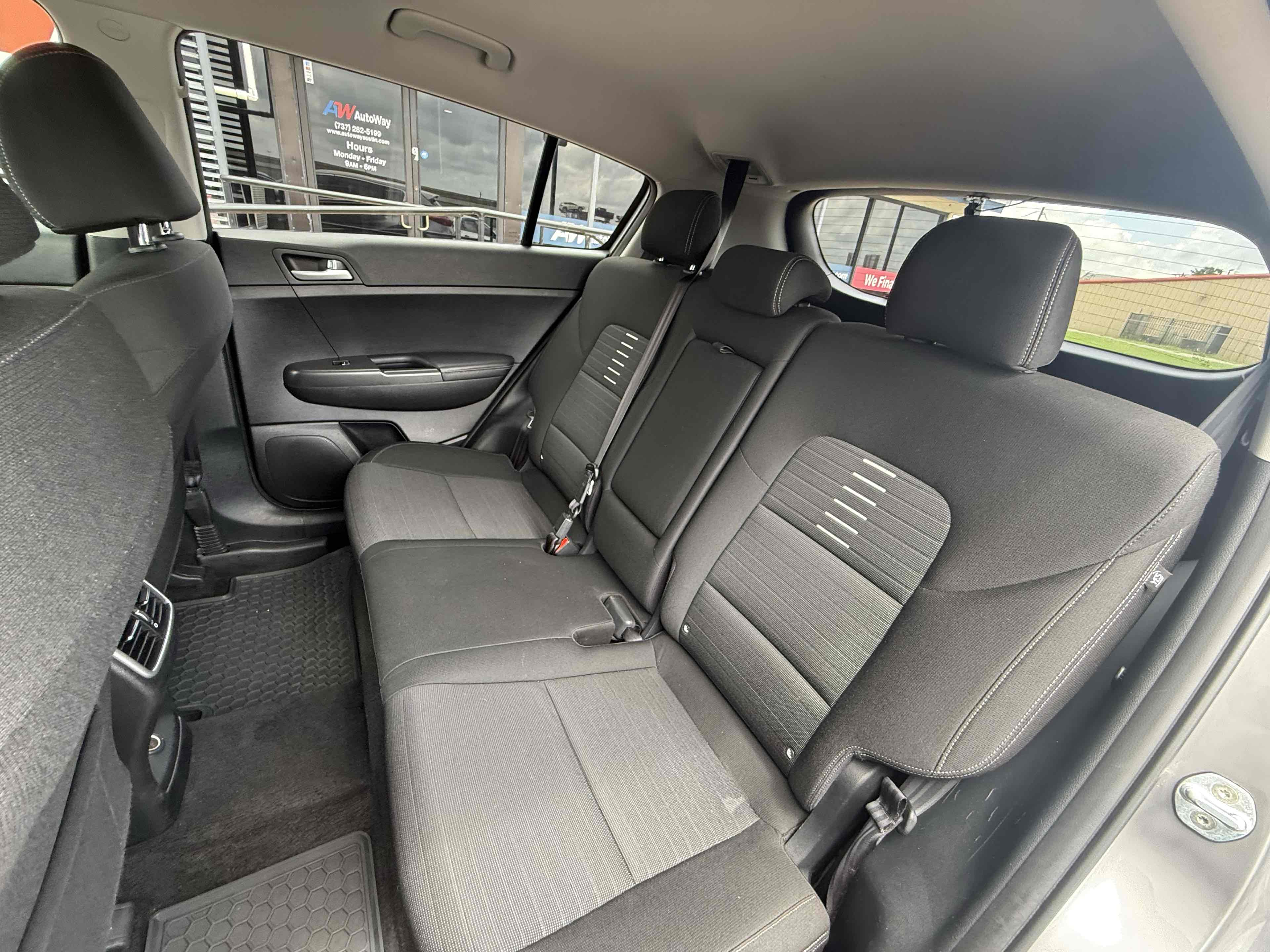 2018 Kia Sportage LX - Photo 20