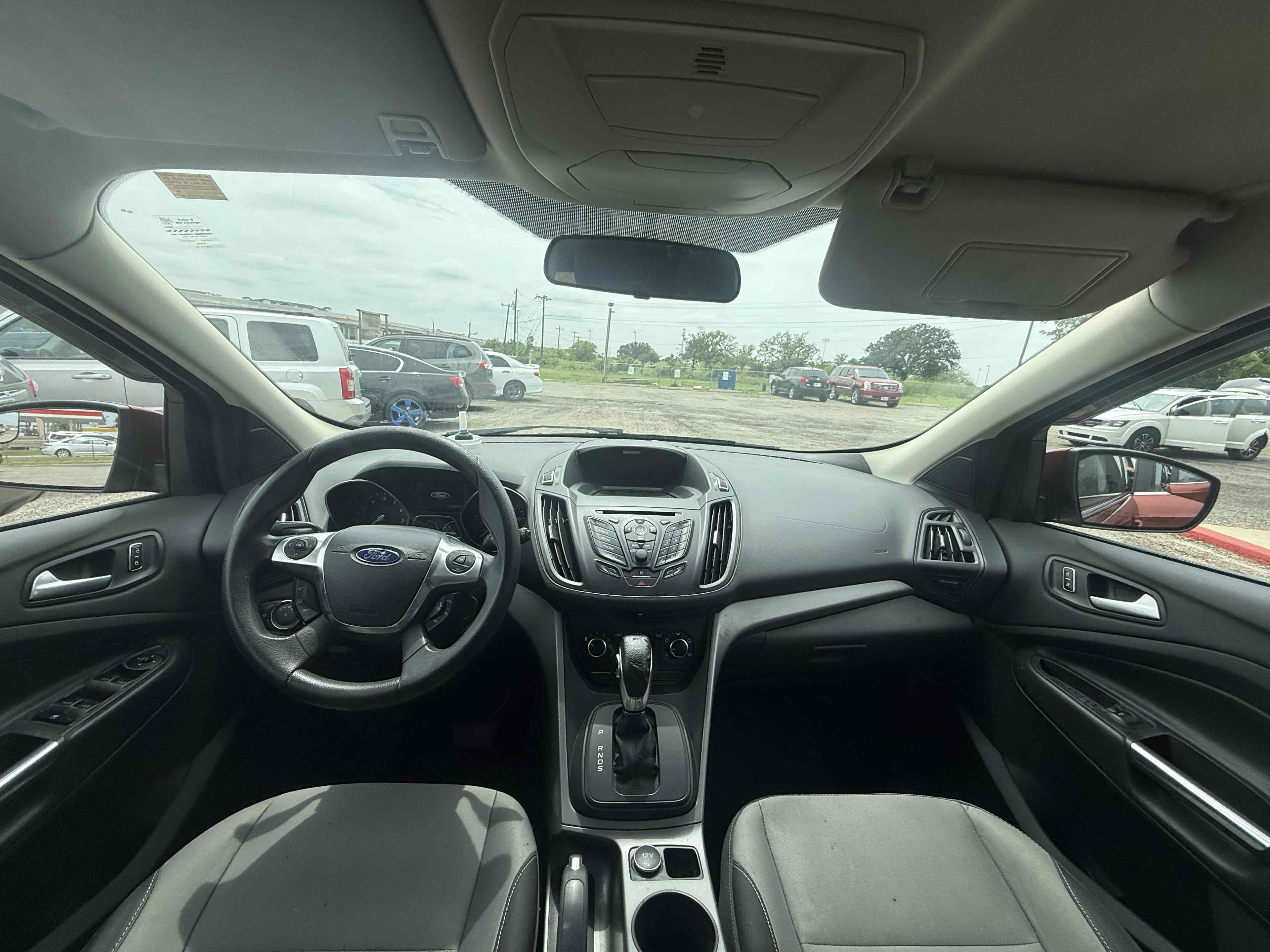 Ford Escape photo 8