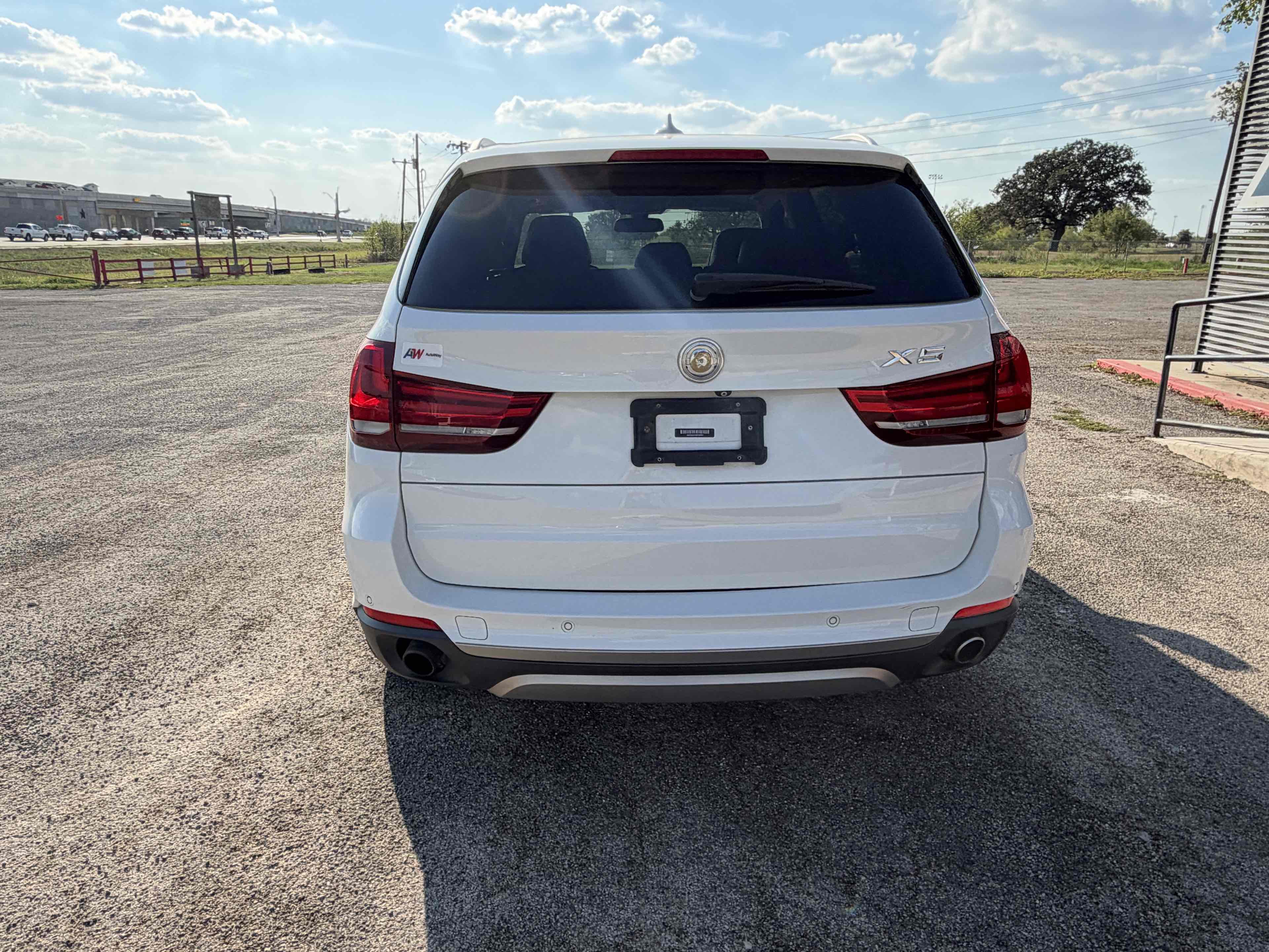 BMW X5 photo 2