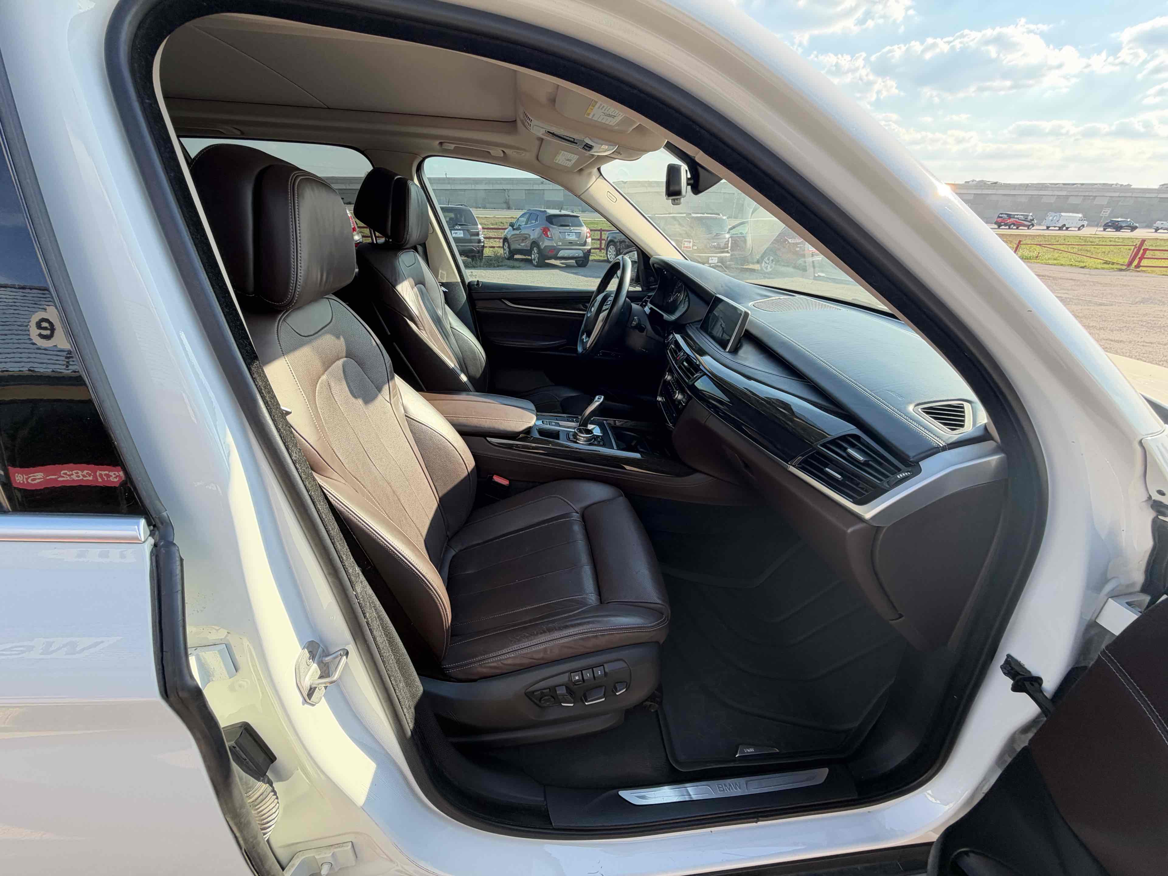 BMW X5 photo 4