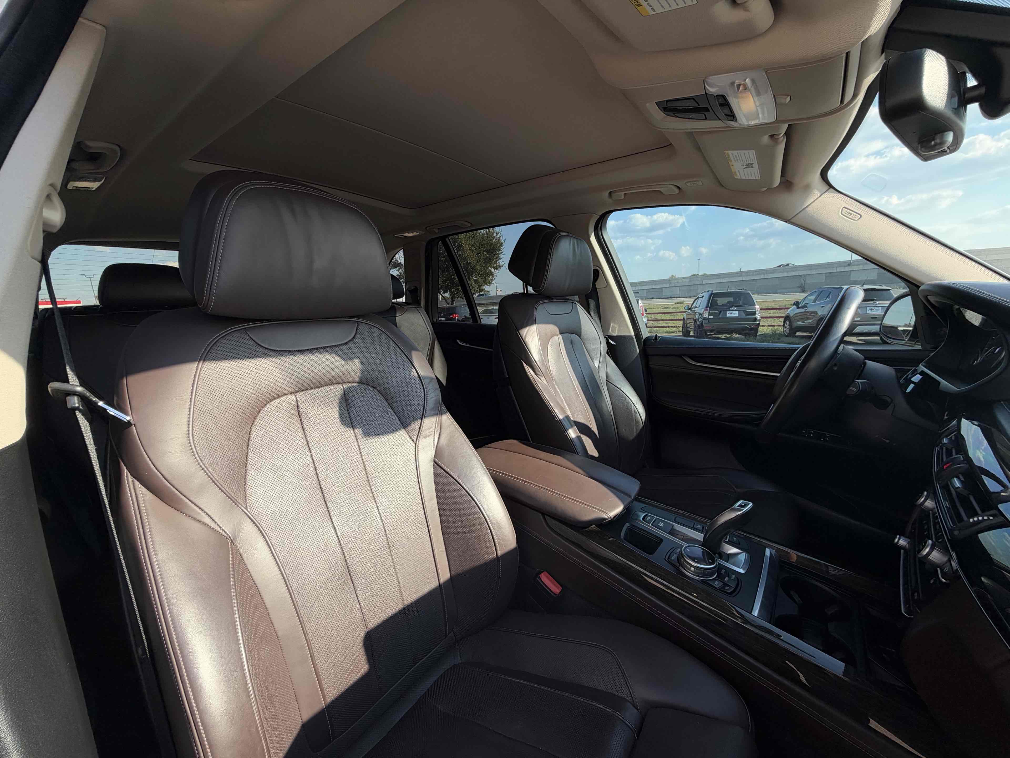 BMW X5 photo 6