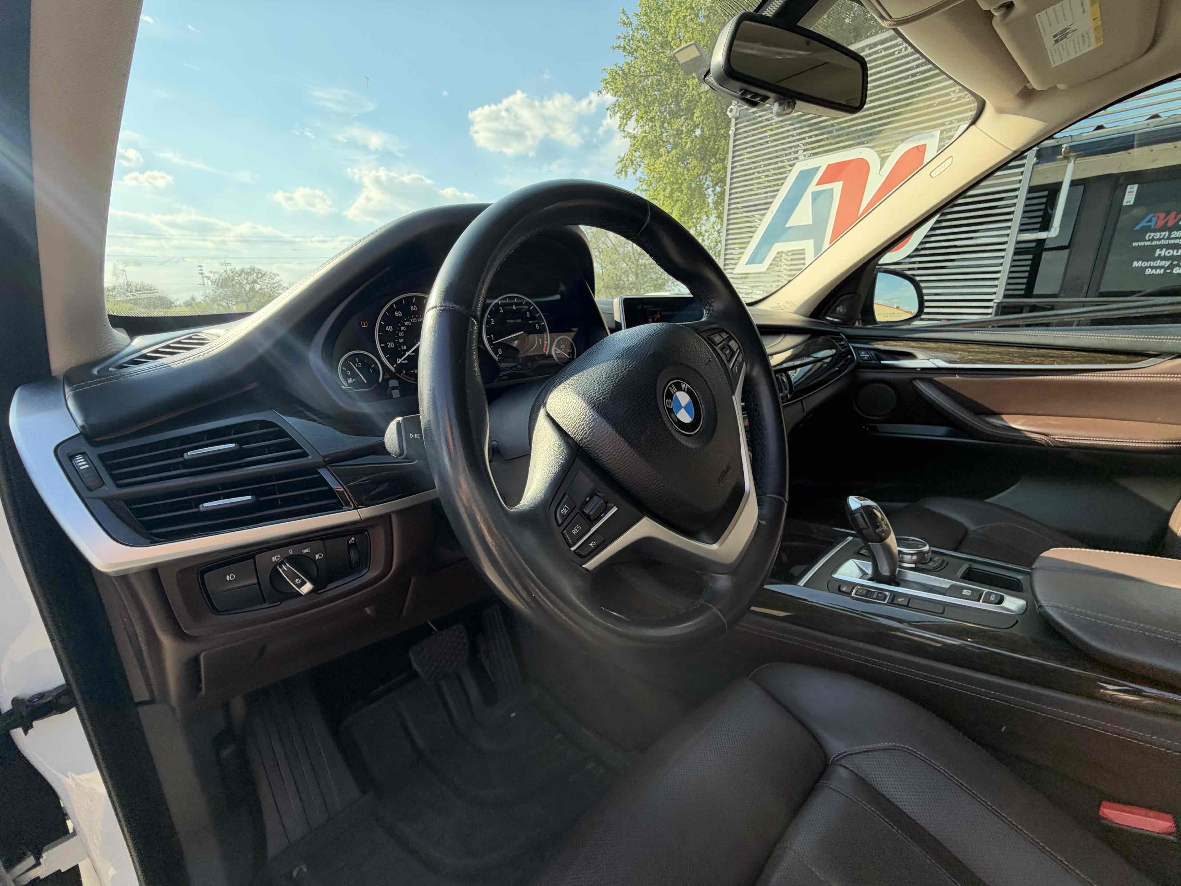 BMW X5 photo 16
