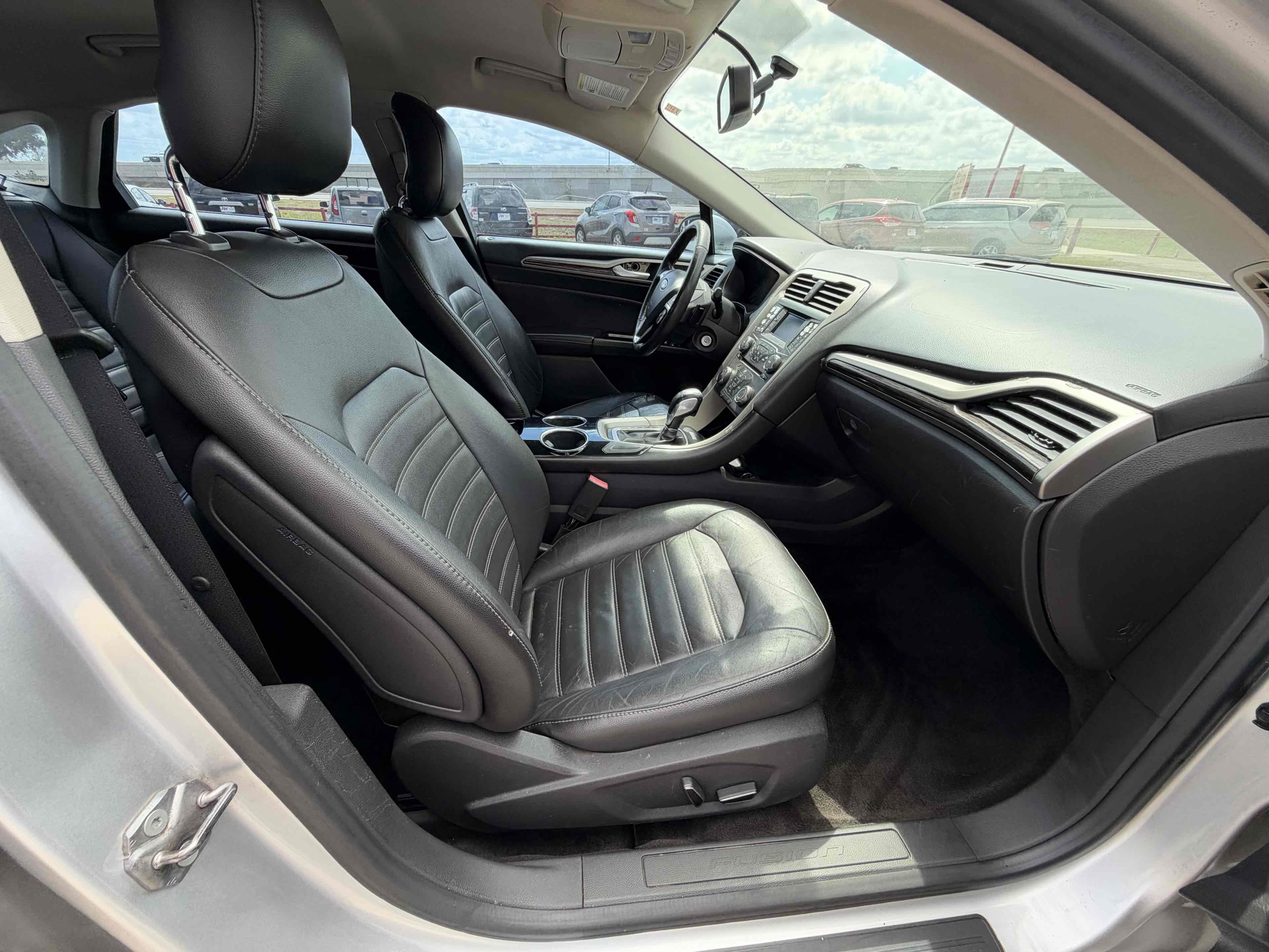 Photo 4 of this Ford Fusion