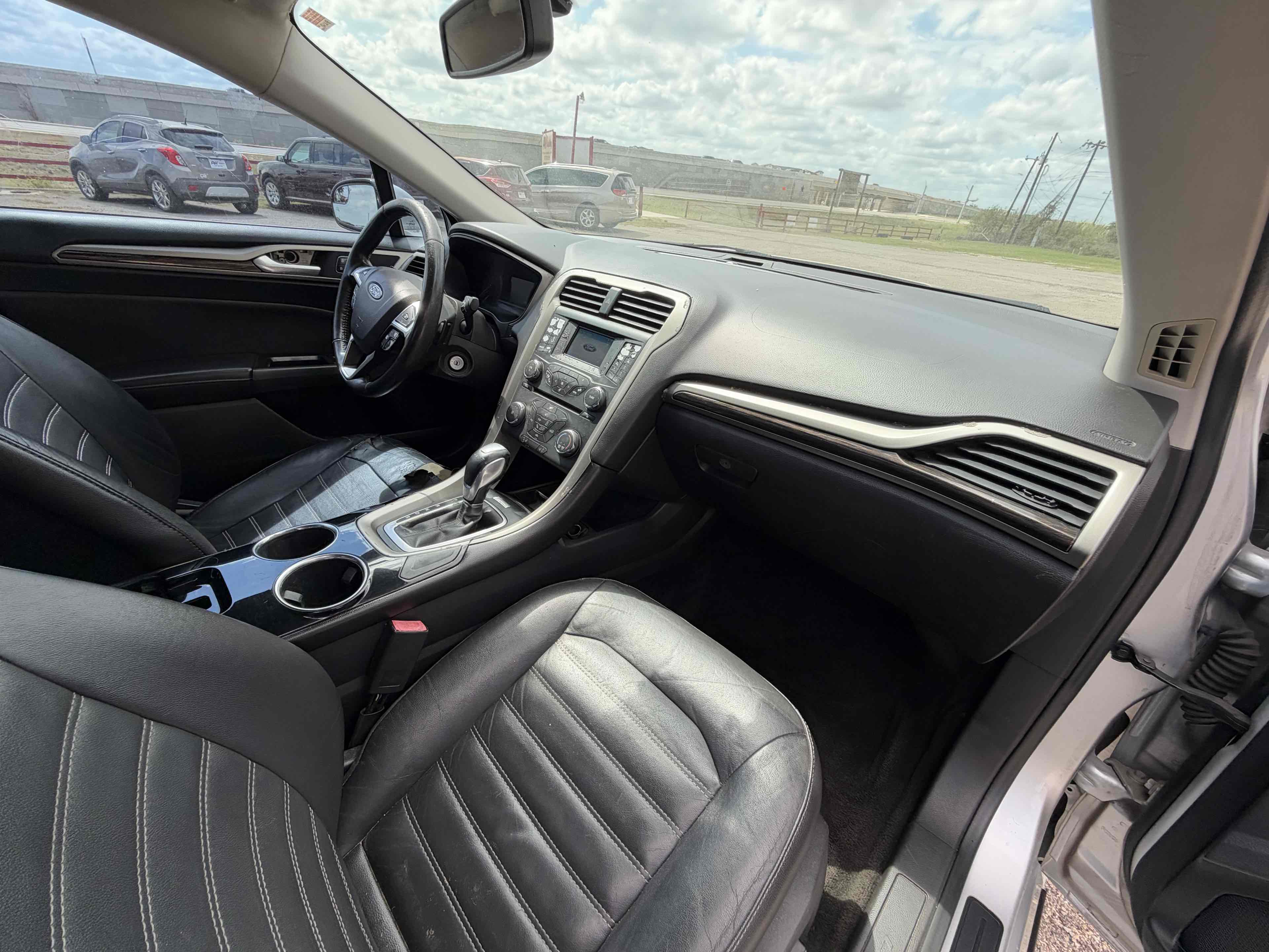 Photo 5 of this Ford Fusion
