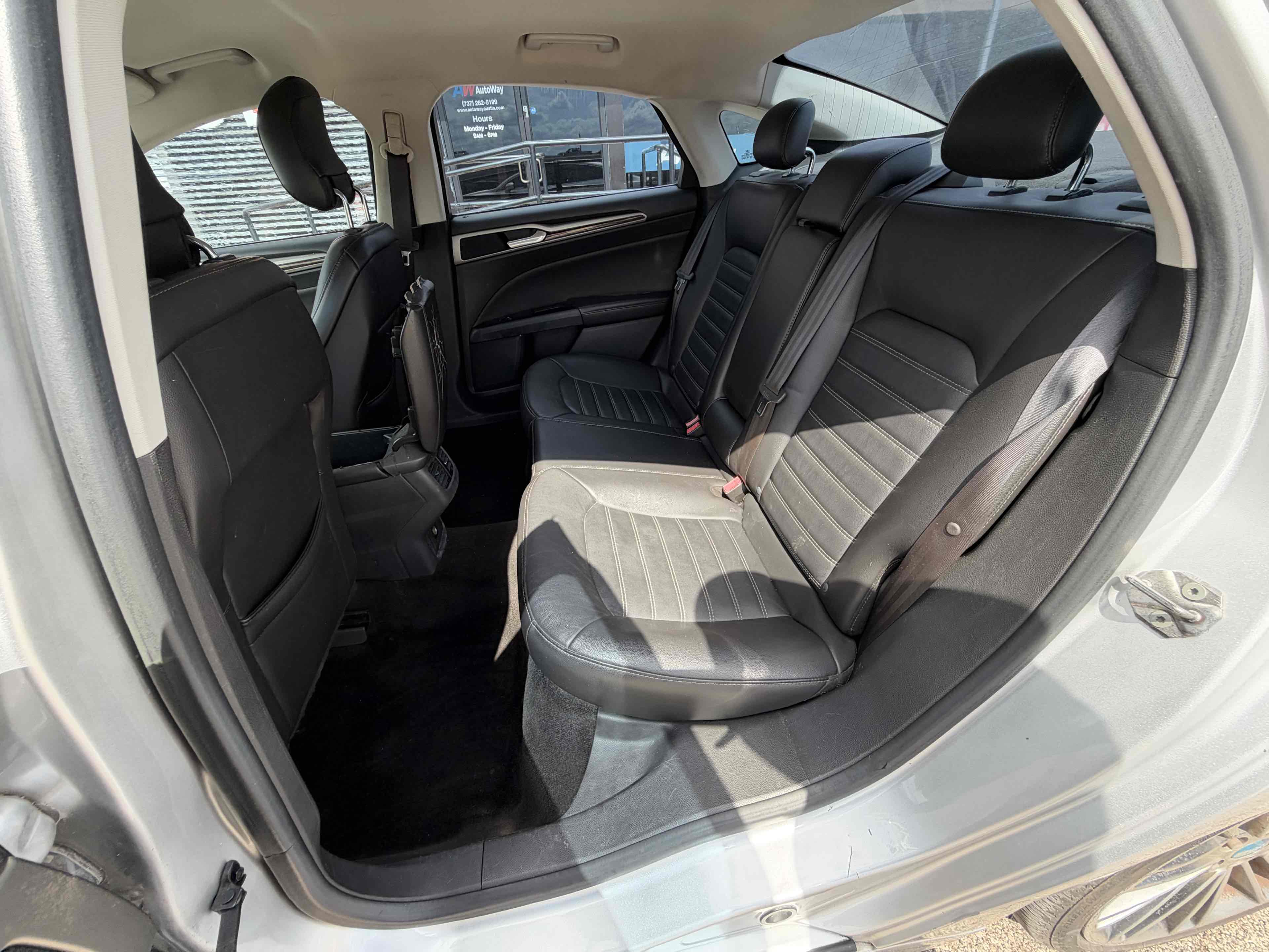 Photo 10 of this Ford Fusion