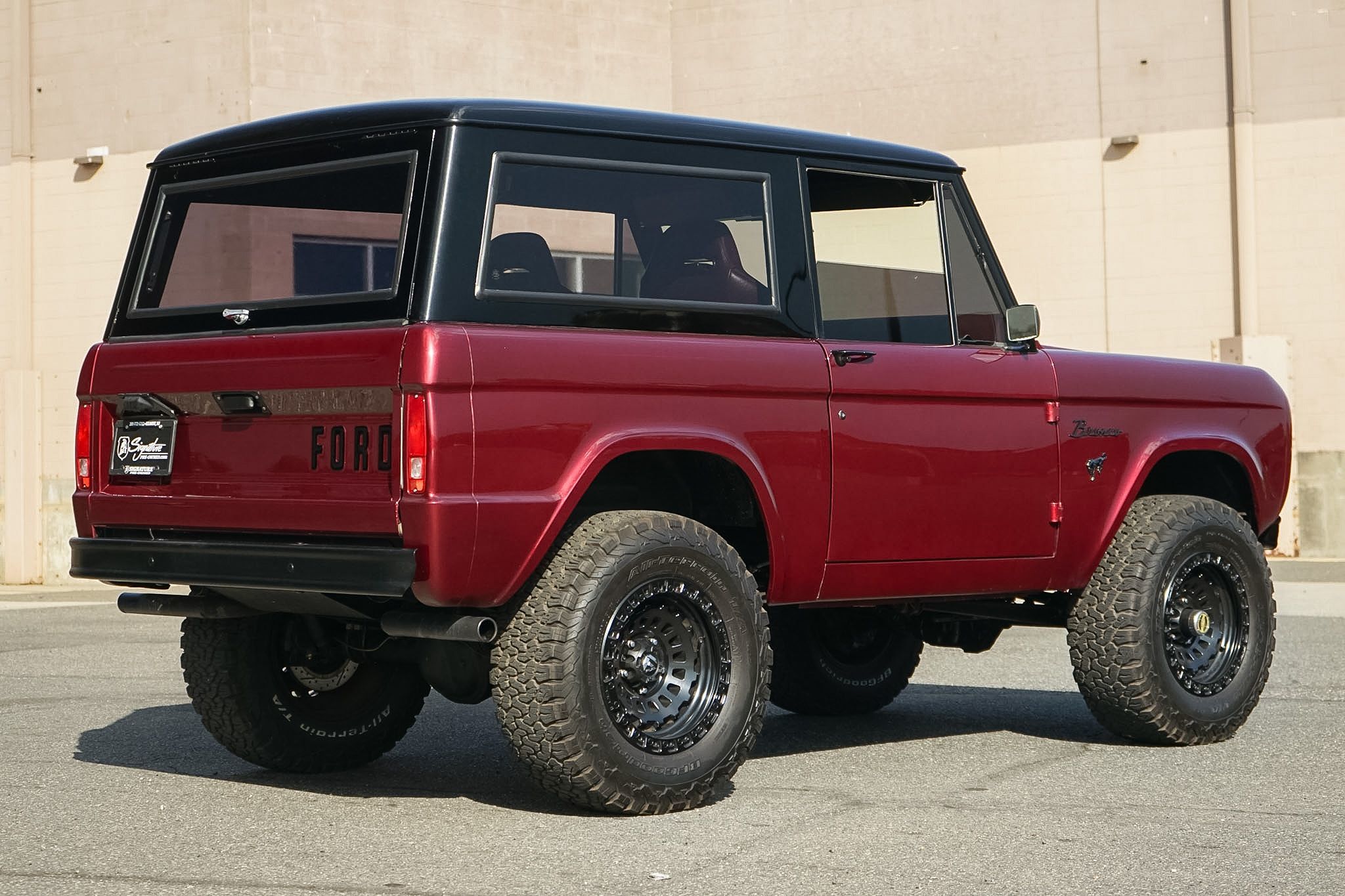 Photo 4 of this 1973 Ford