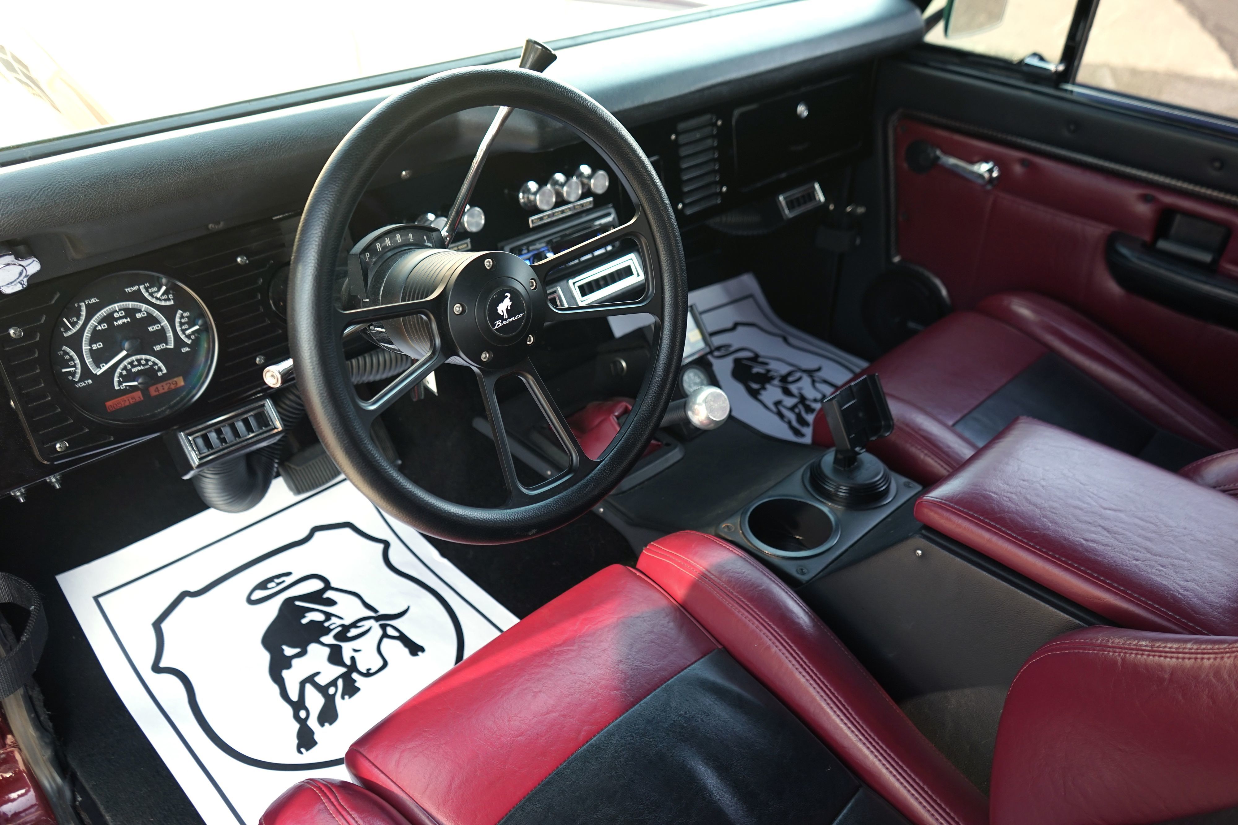 Photo 16 of this 1973 Ford