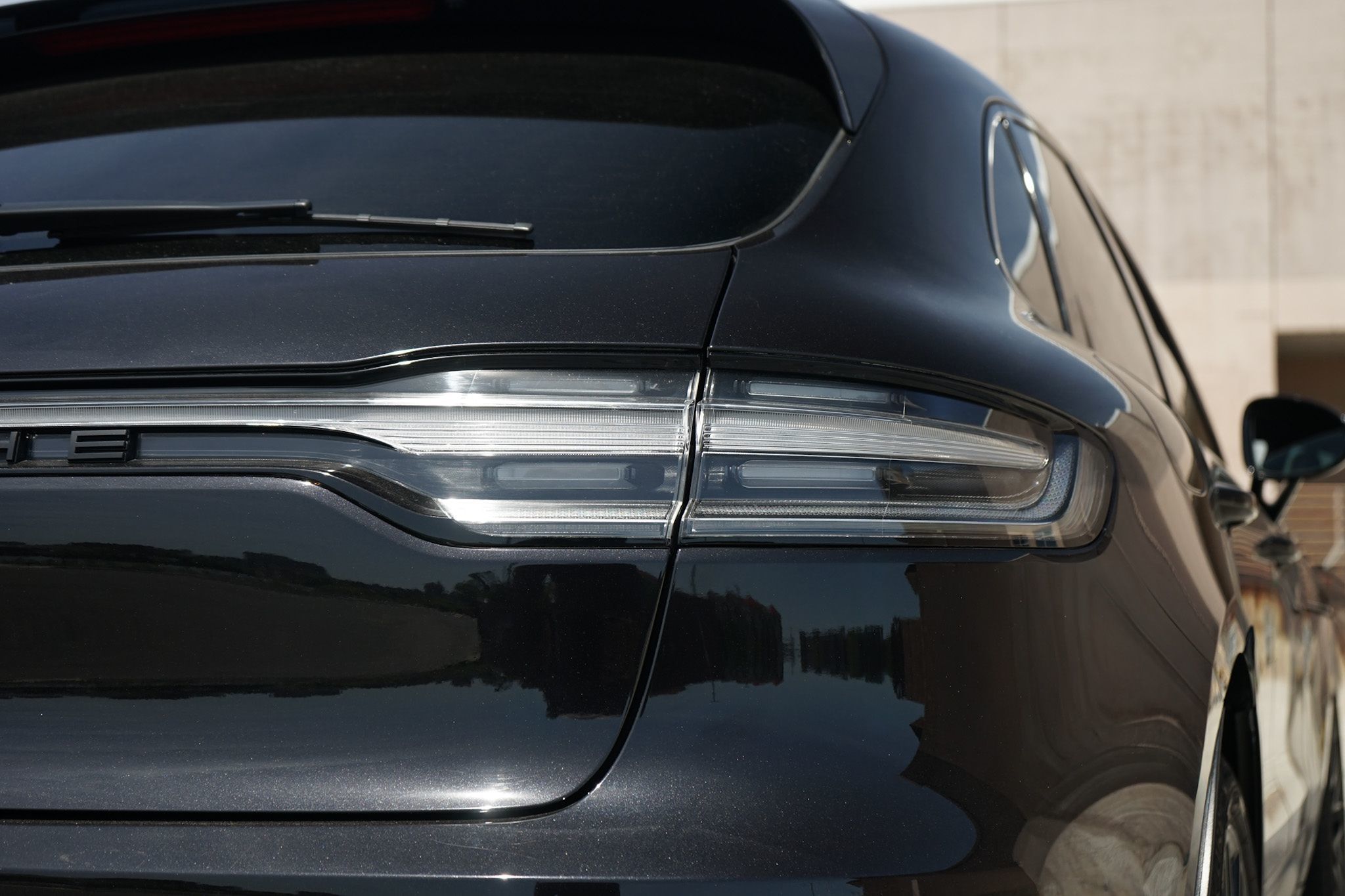 Photo 45 of this Porsche Macan