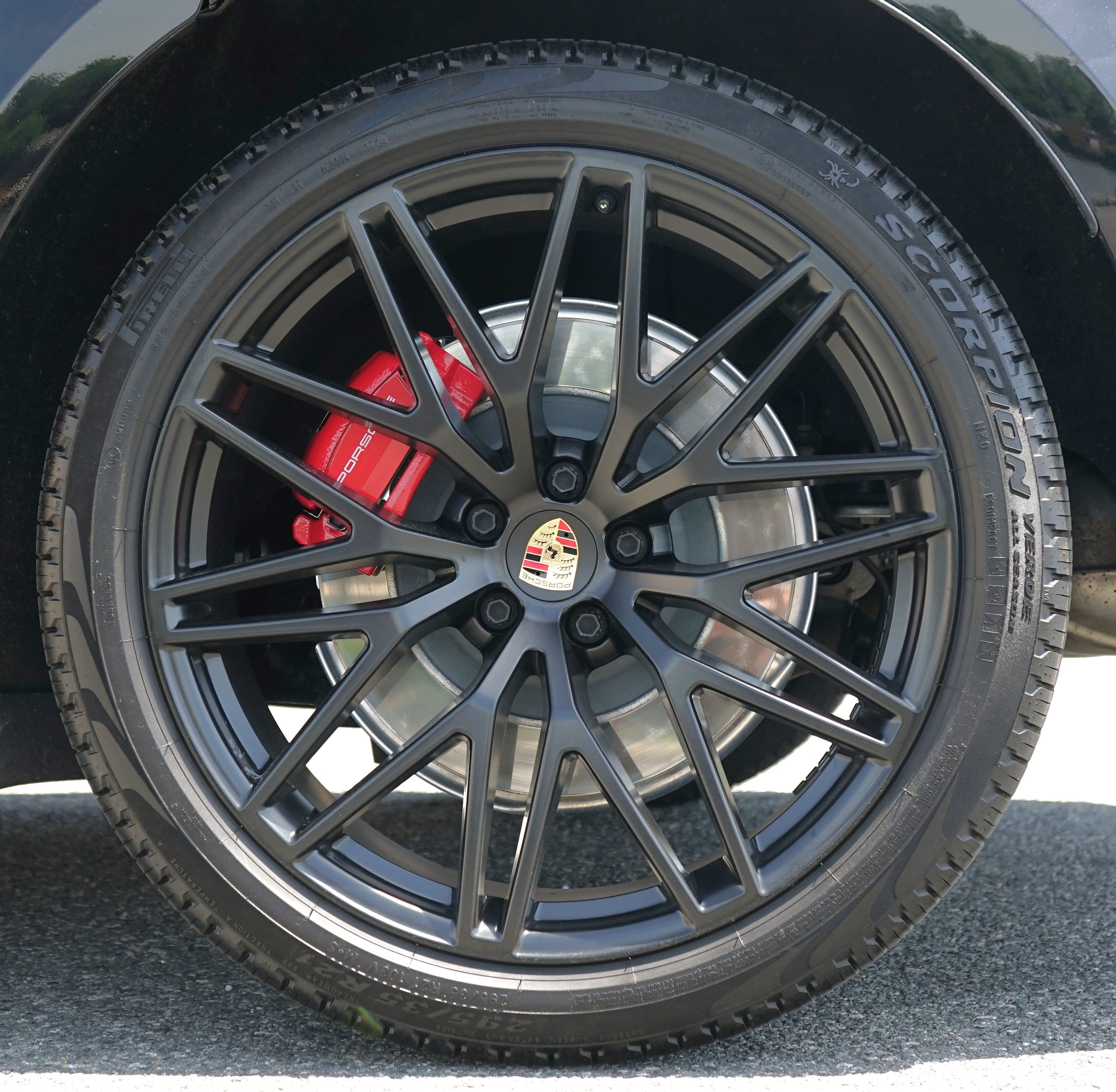 Photo 51 of this Porsche Macan