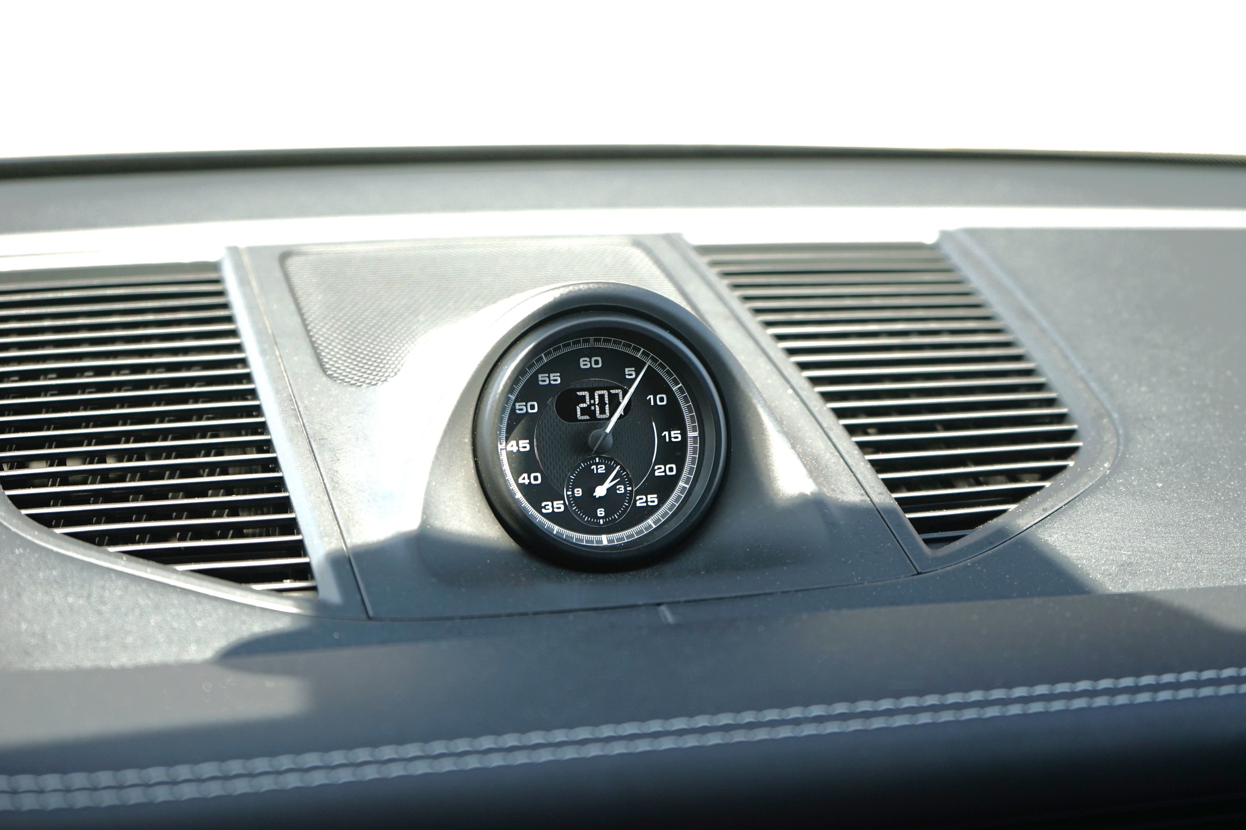 Photo 22 of this Porsche Macan