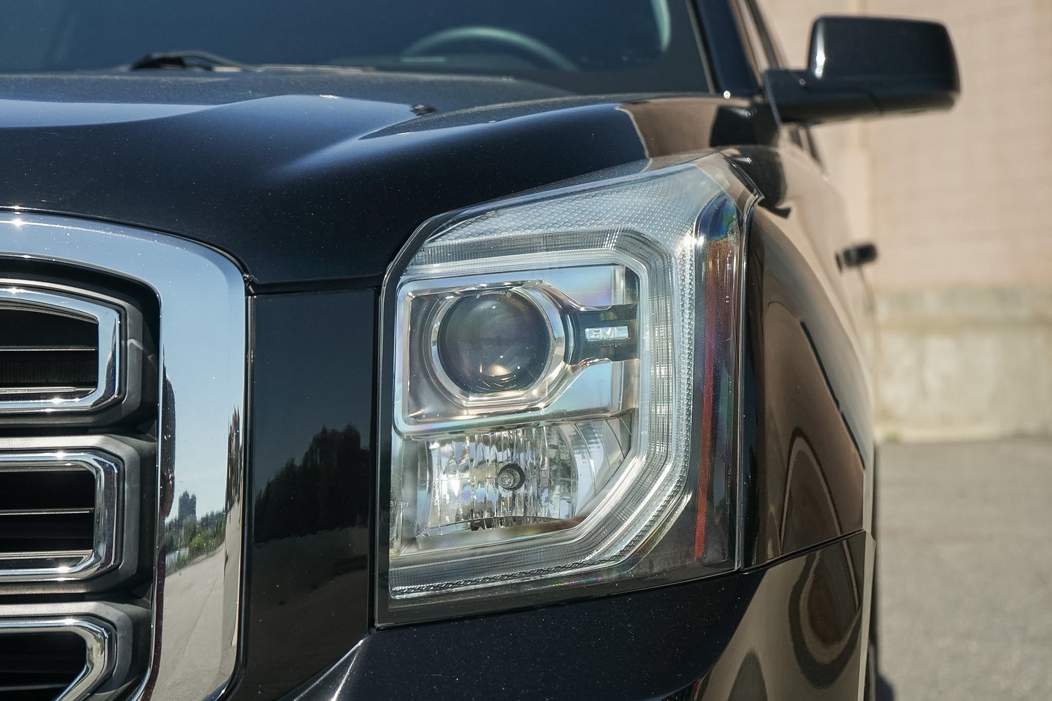 Photo 8 of this GMC Yukon