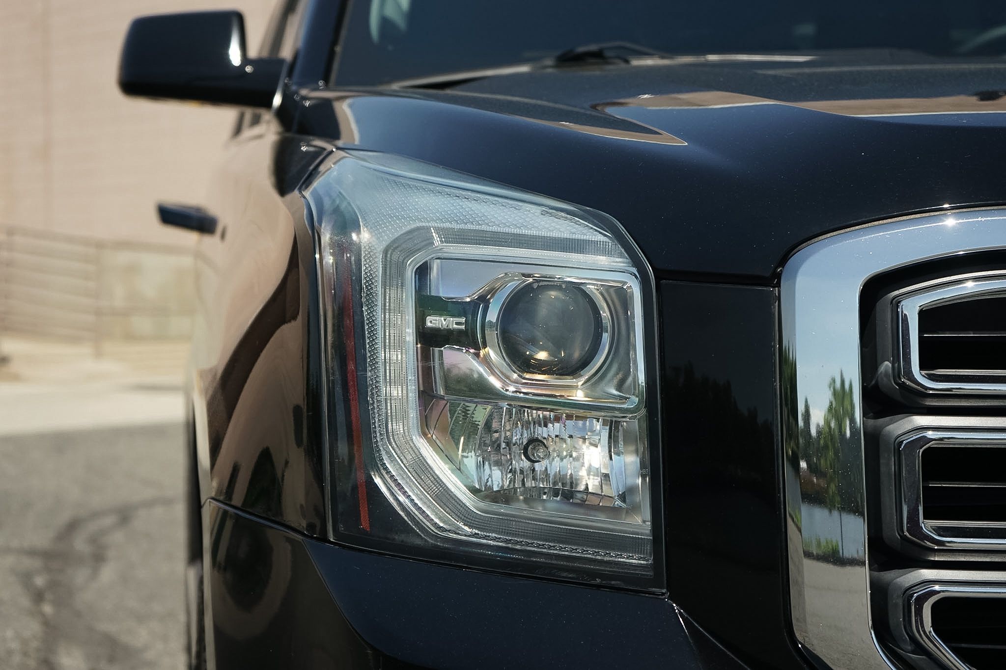 Photo 6 of this GMC Yukon