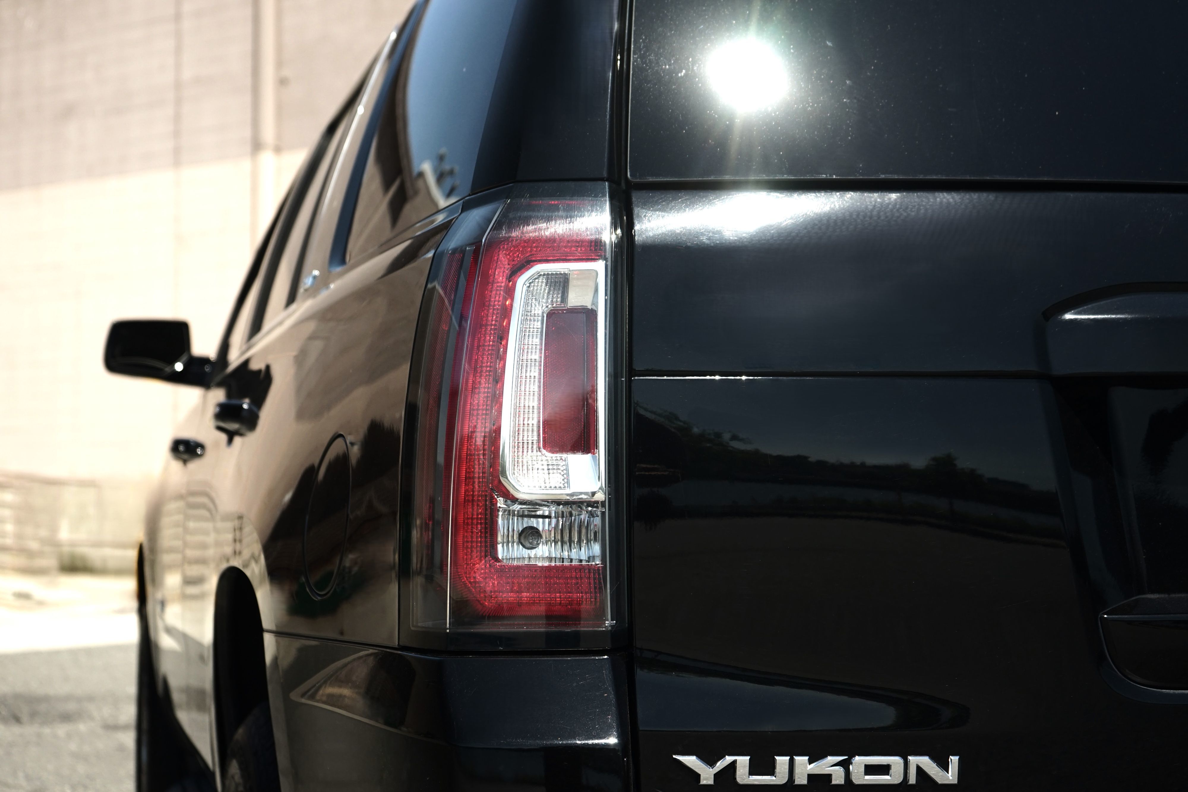 Photo 41 of this GMC Yukon