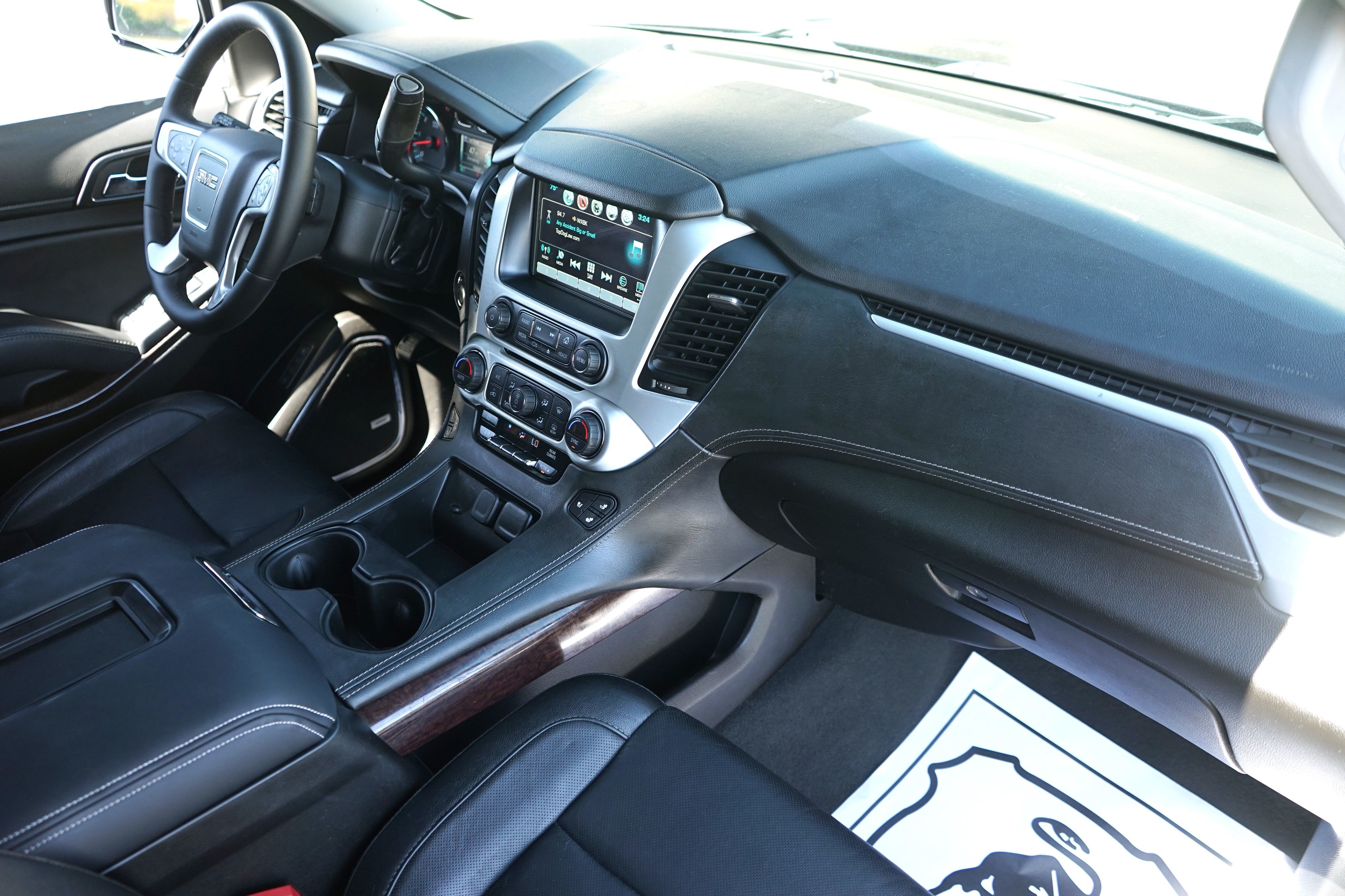 Photo 27 of this GMC Yukon