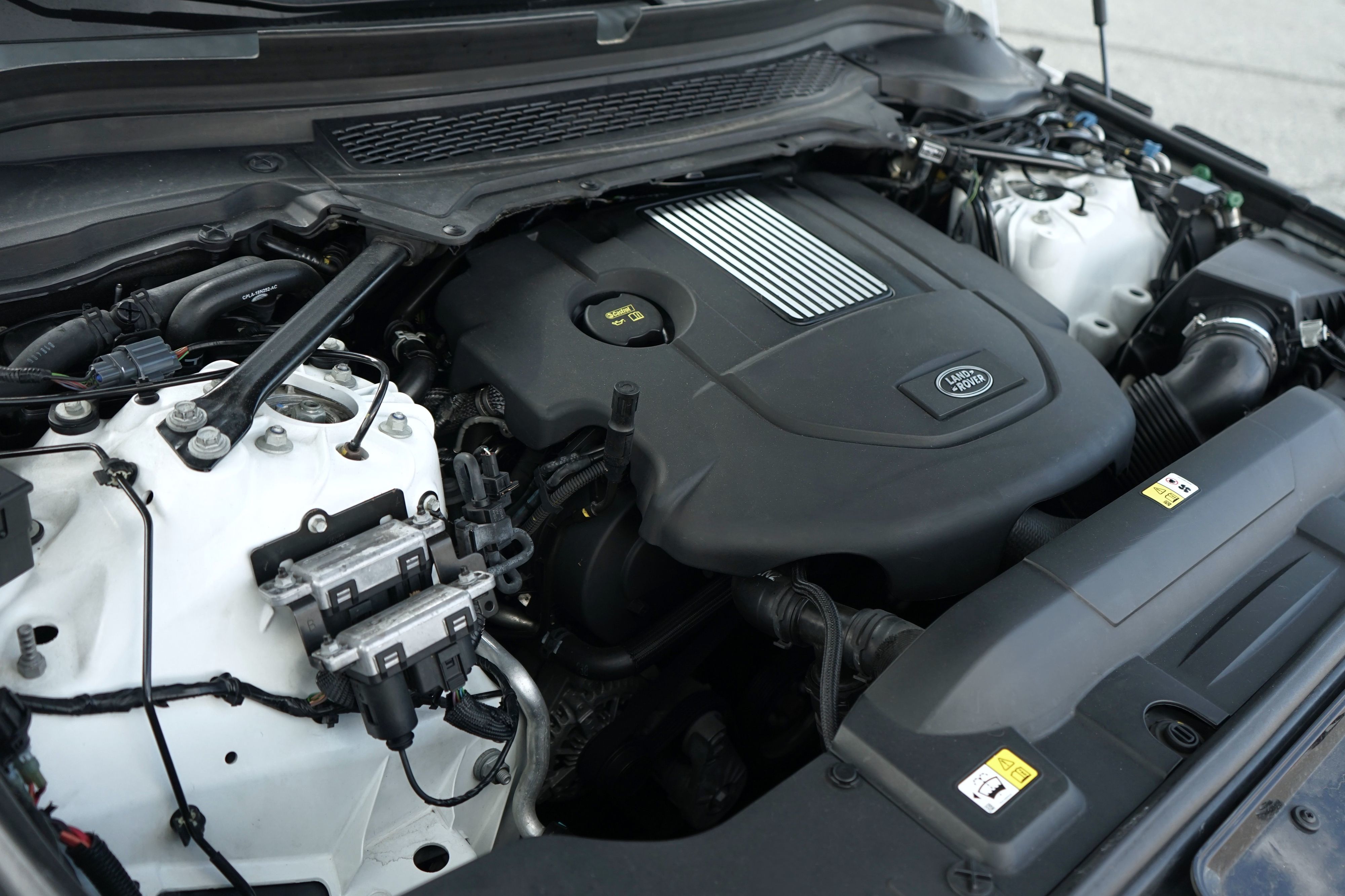 Photo 47 of this Land Rover Range Rover Sport
