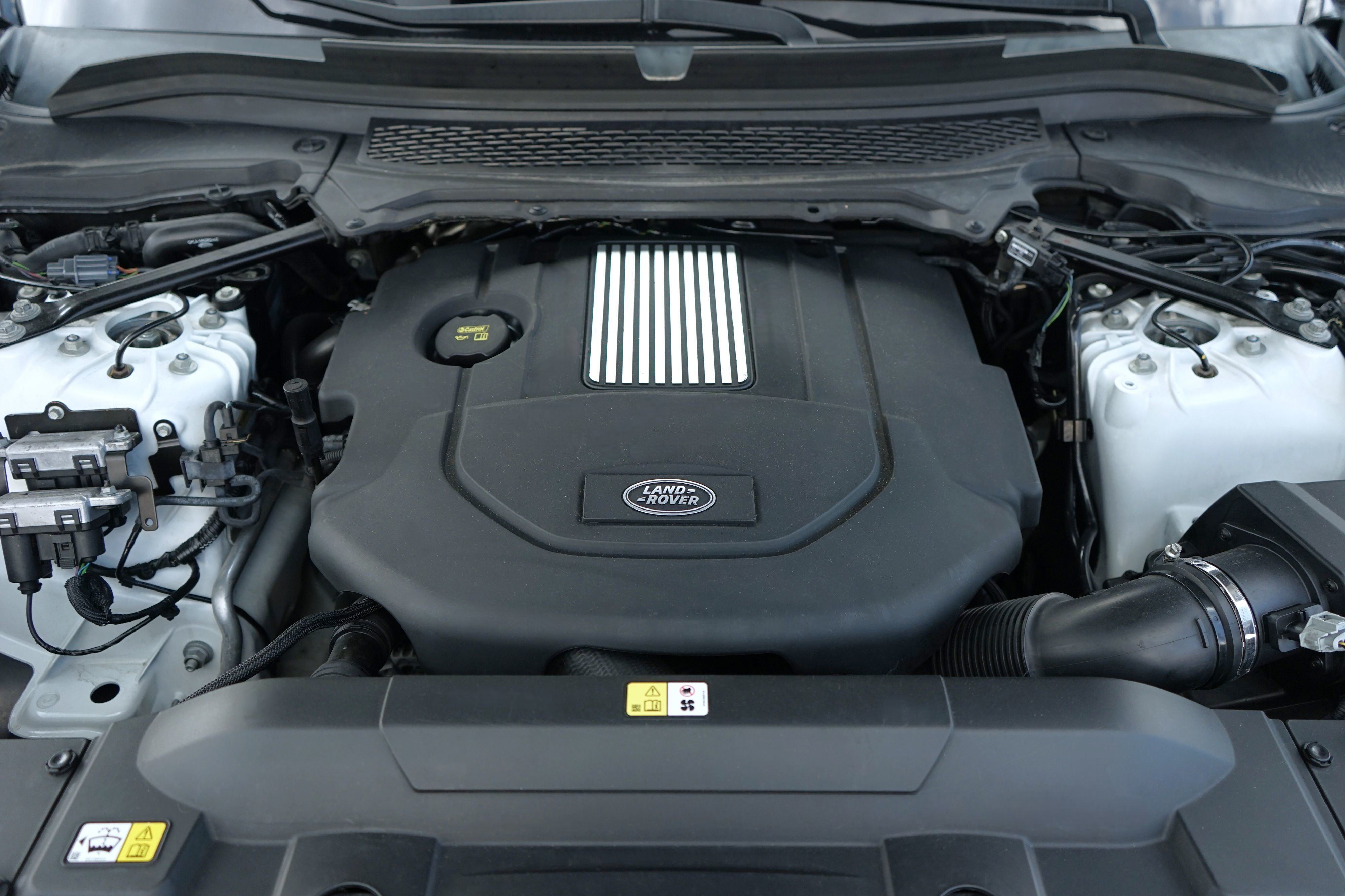 Photo 48 of this Land Rover Range Rover Sport