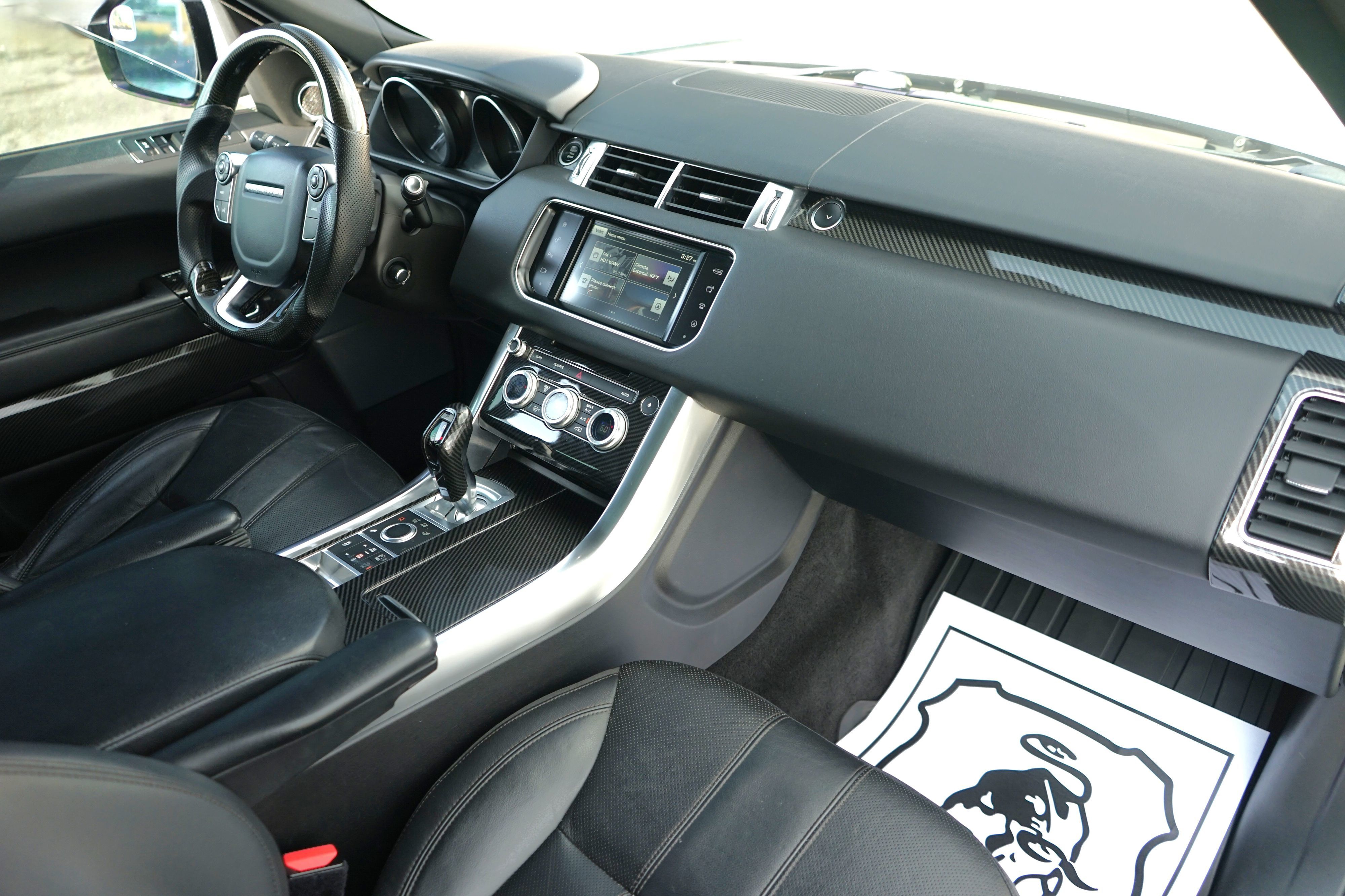 Photo 28 of this Land Rover Range Rover Sport