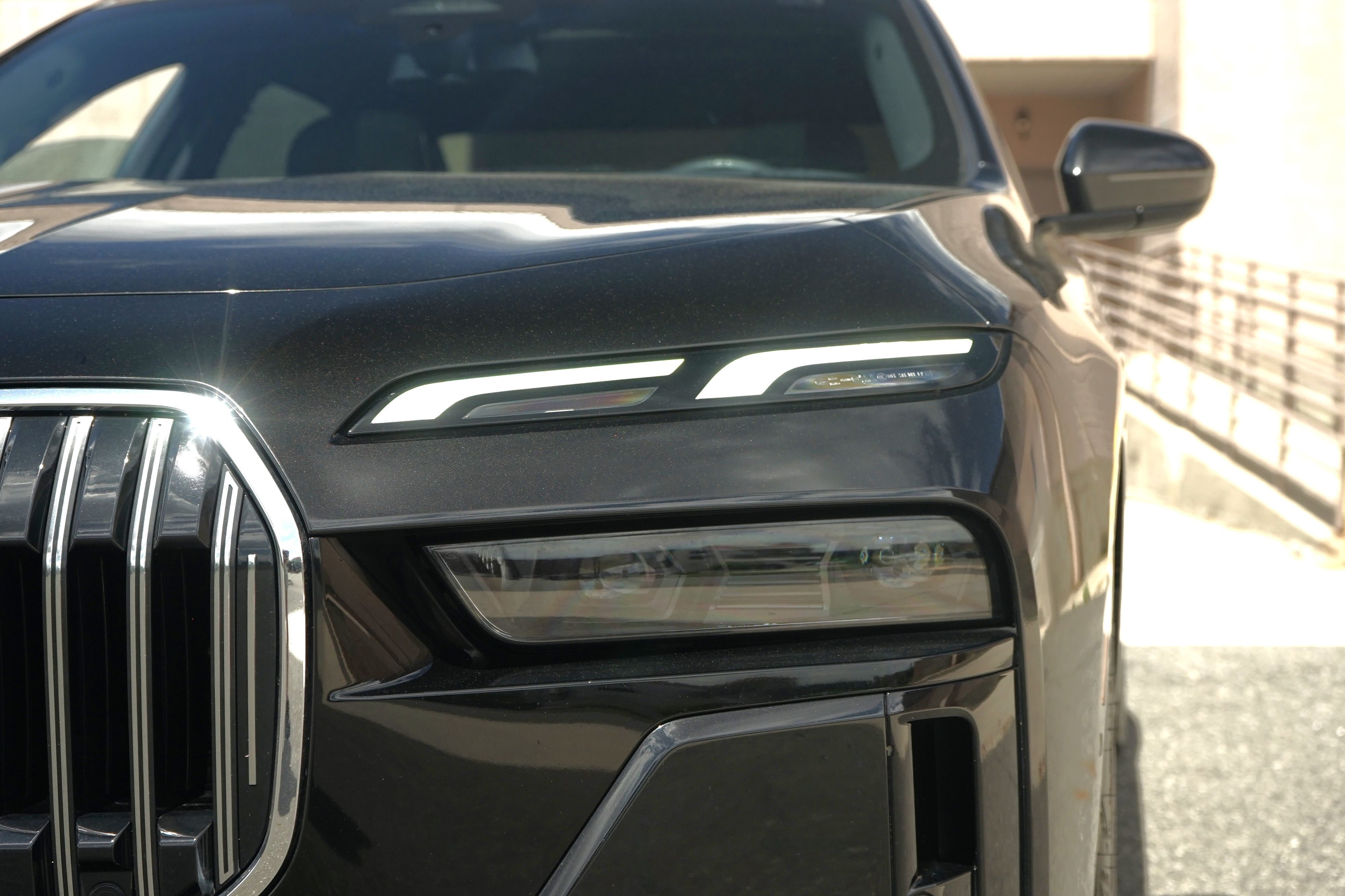 Photo 8 of this BMW 7 Series