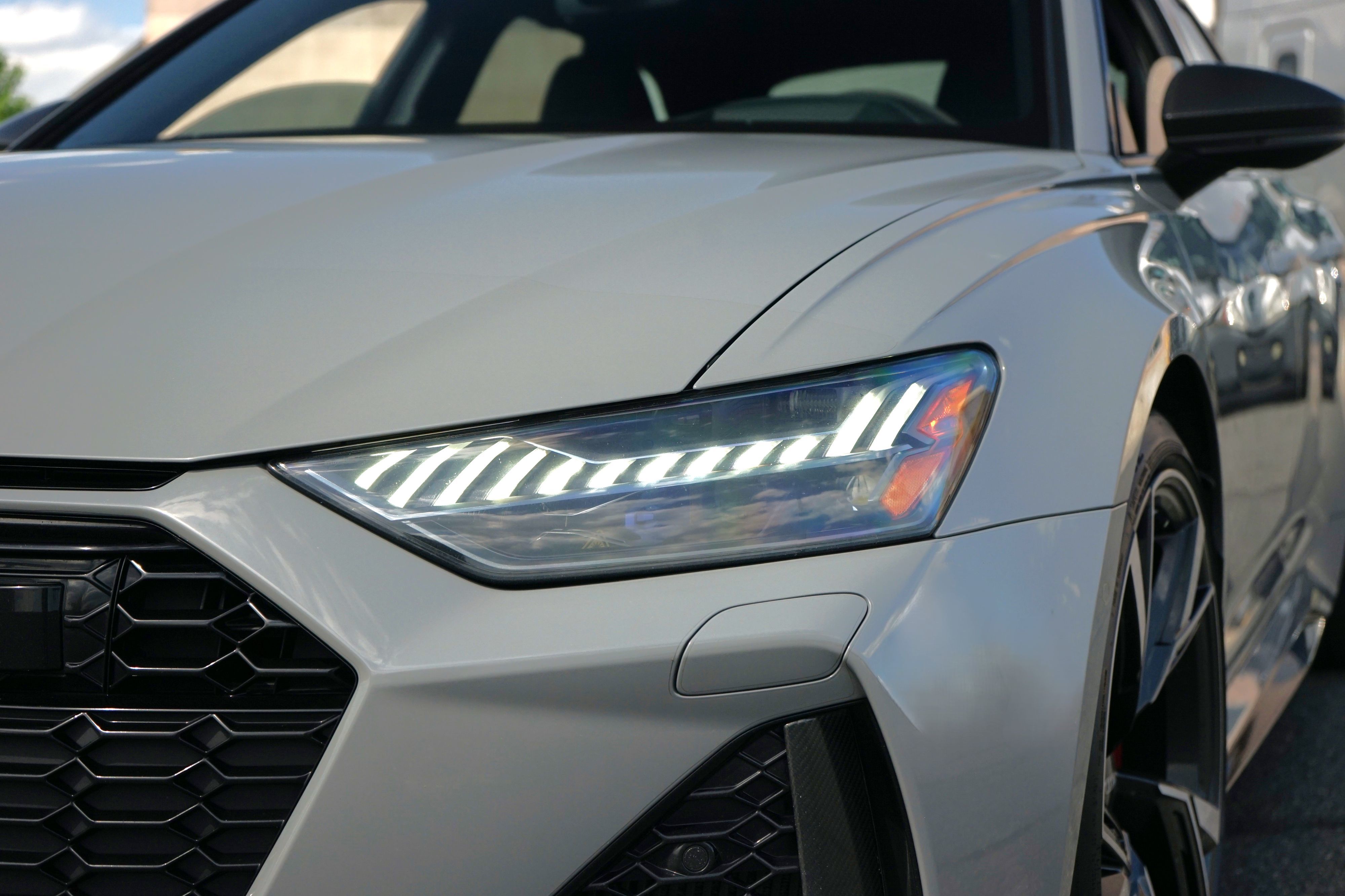 Photo 8 of this Audi RS 6 Avant