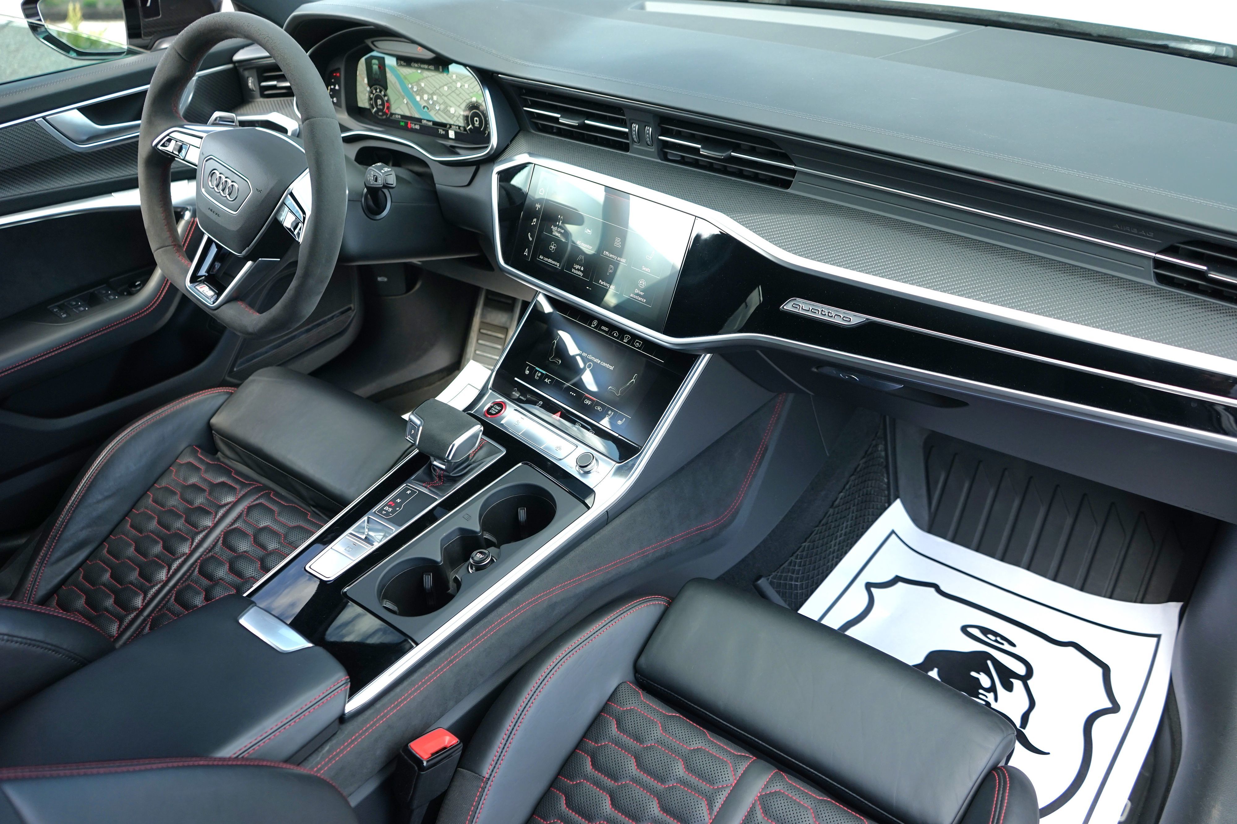 Photo 33 of this Audi RS 6 Avant