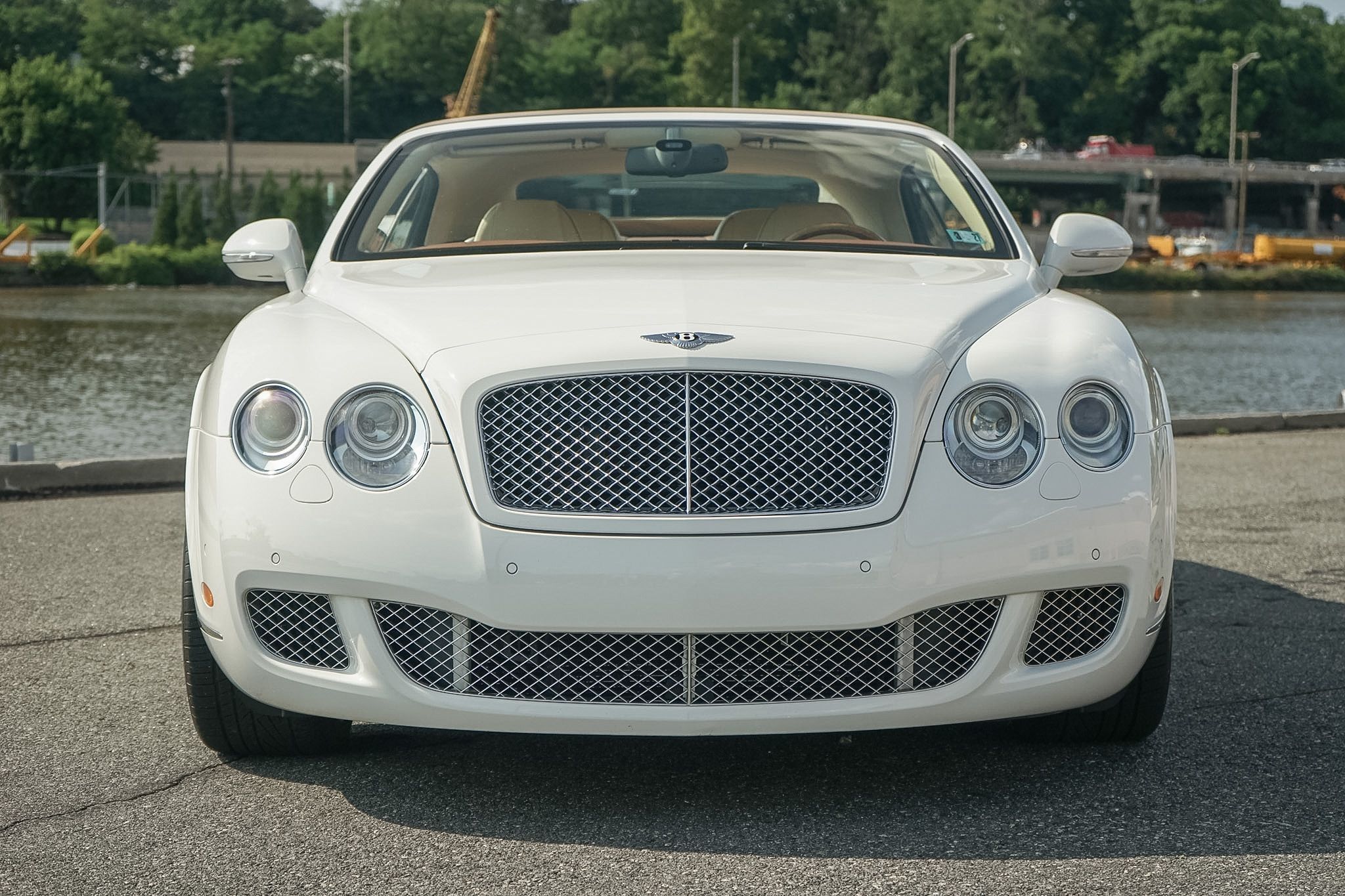 Photo 11 of this Bentley Continental GT