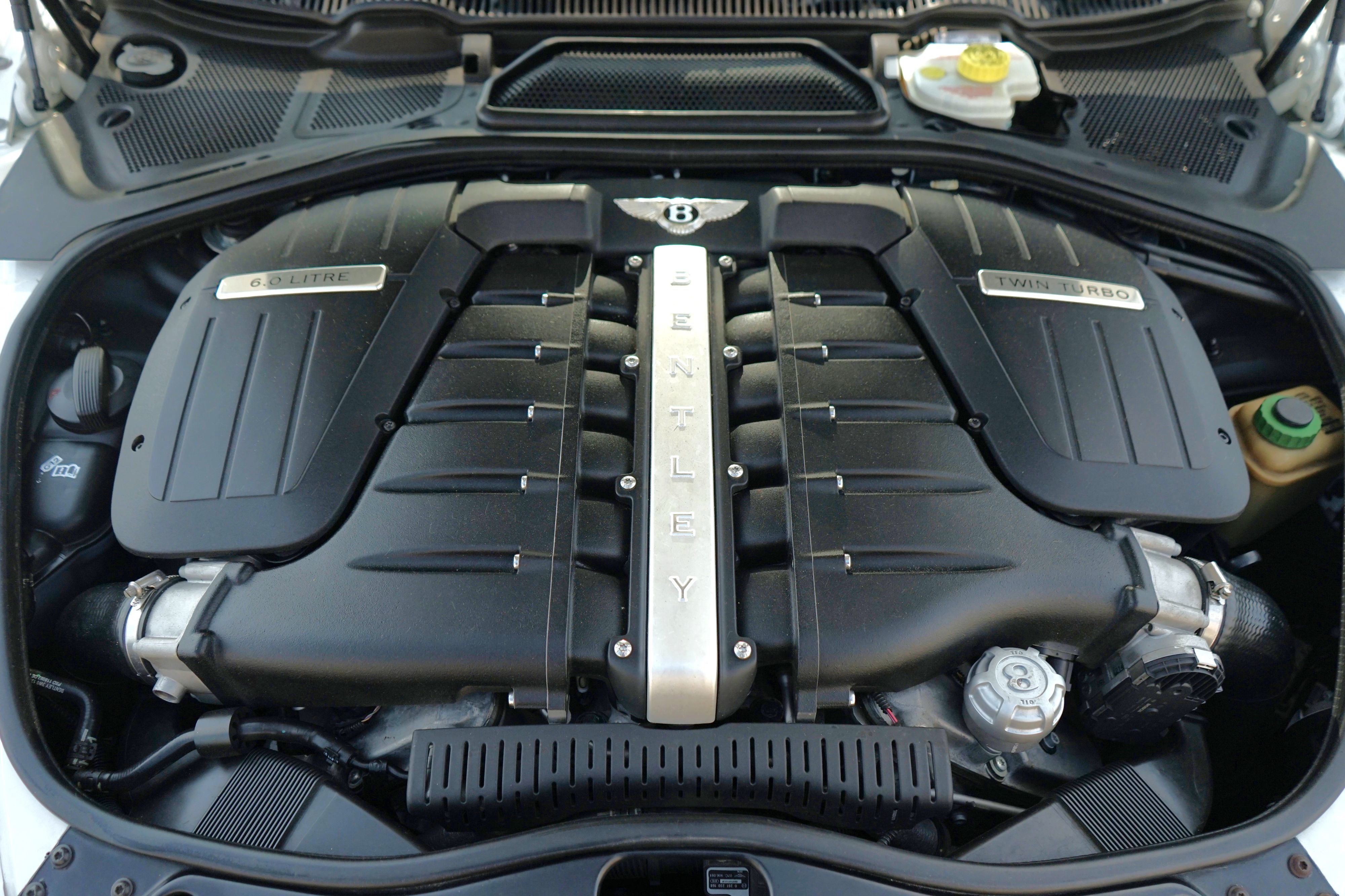 Photo 39 of this Bentley Continental GT
