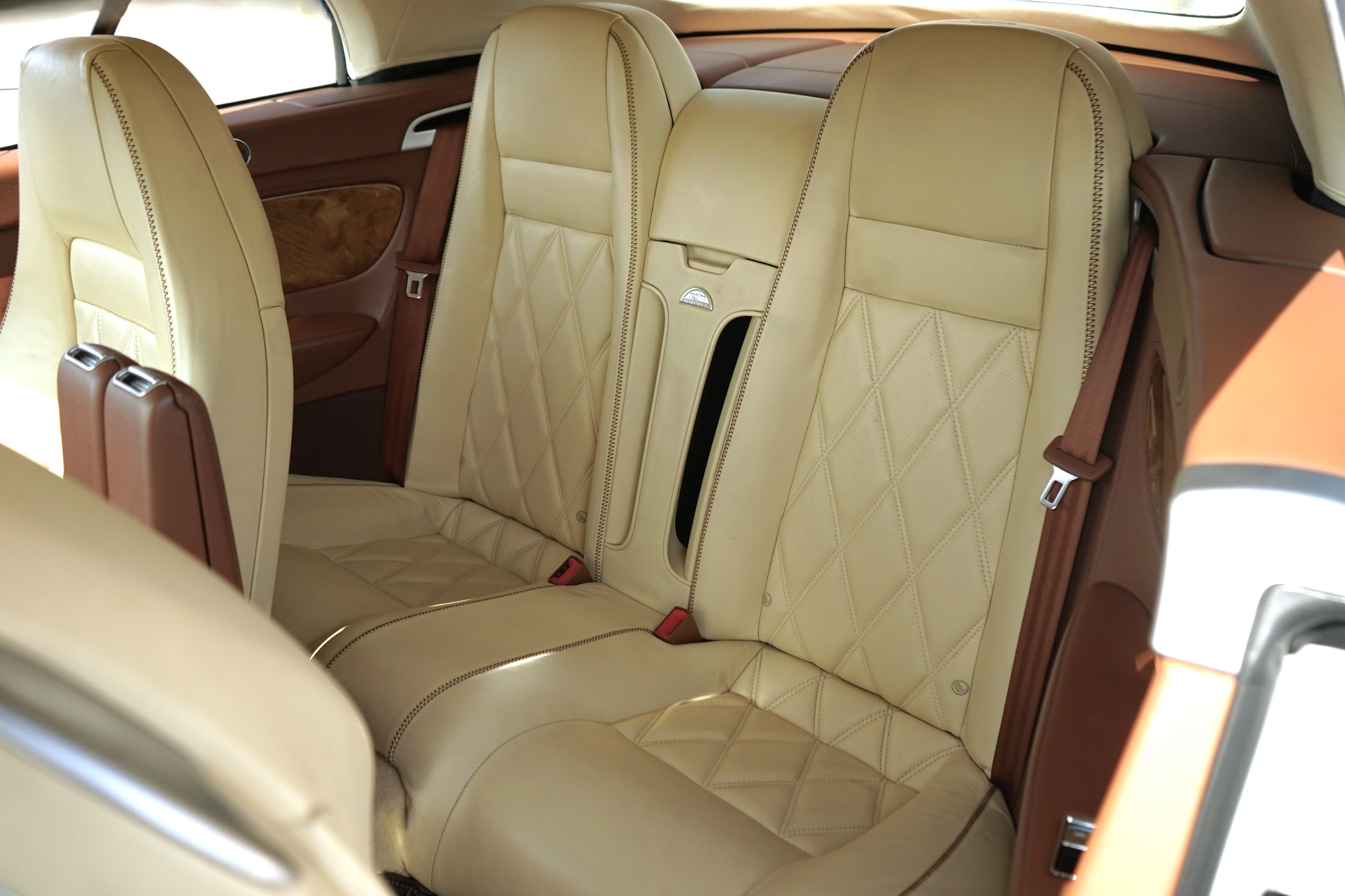 Photo 17 of this Bentley Continental GT