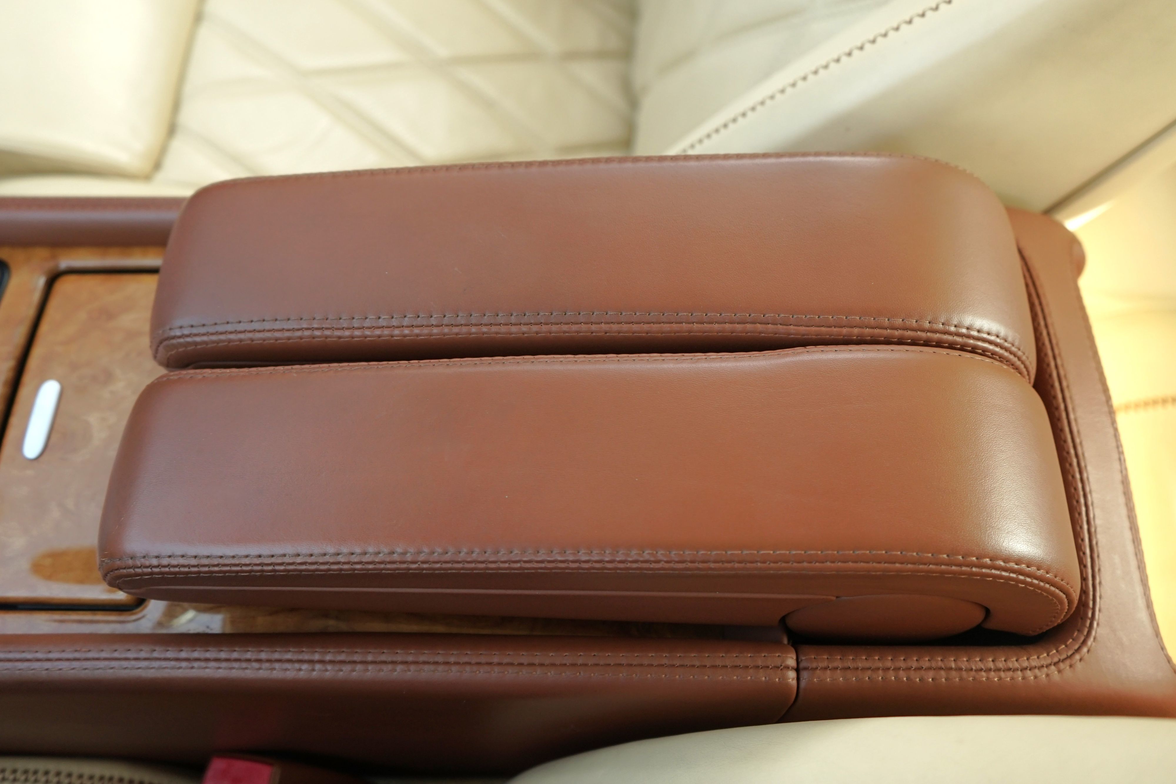 Photo 28 of this Bentley Continental GT