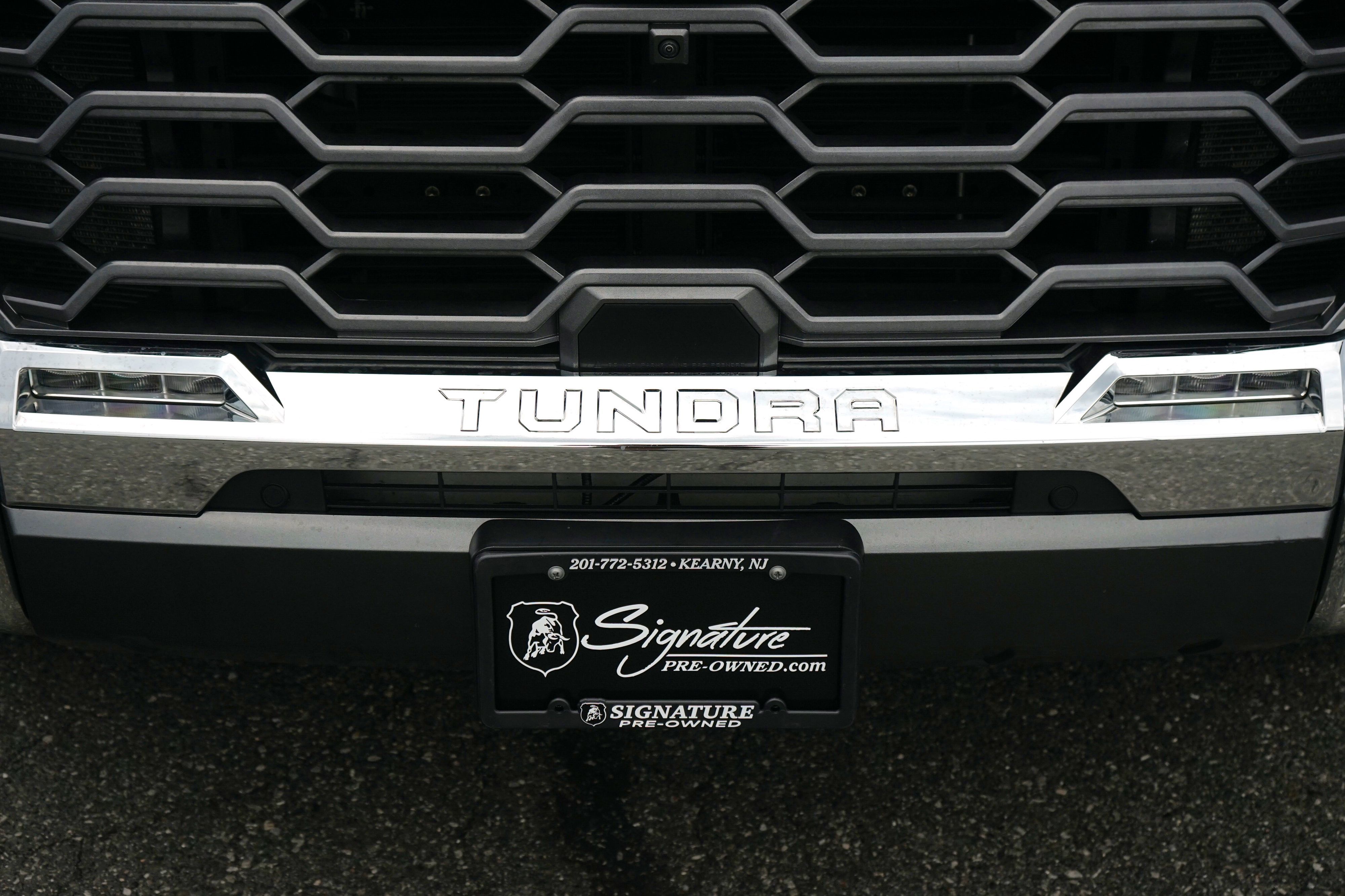 Photo 8 of this Toyota Tundra 4WD