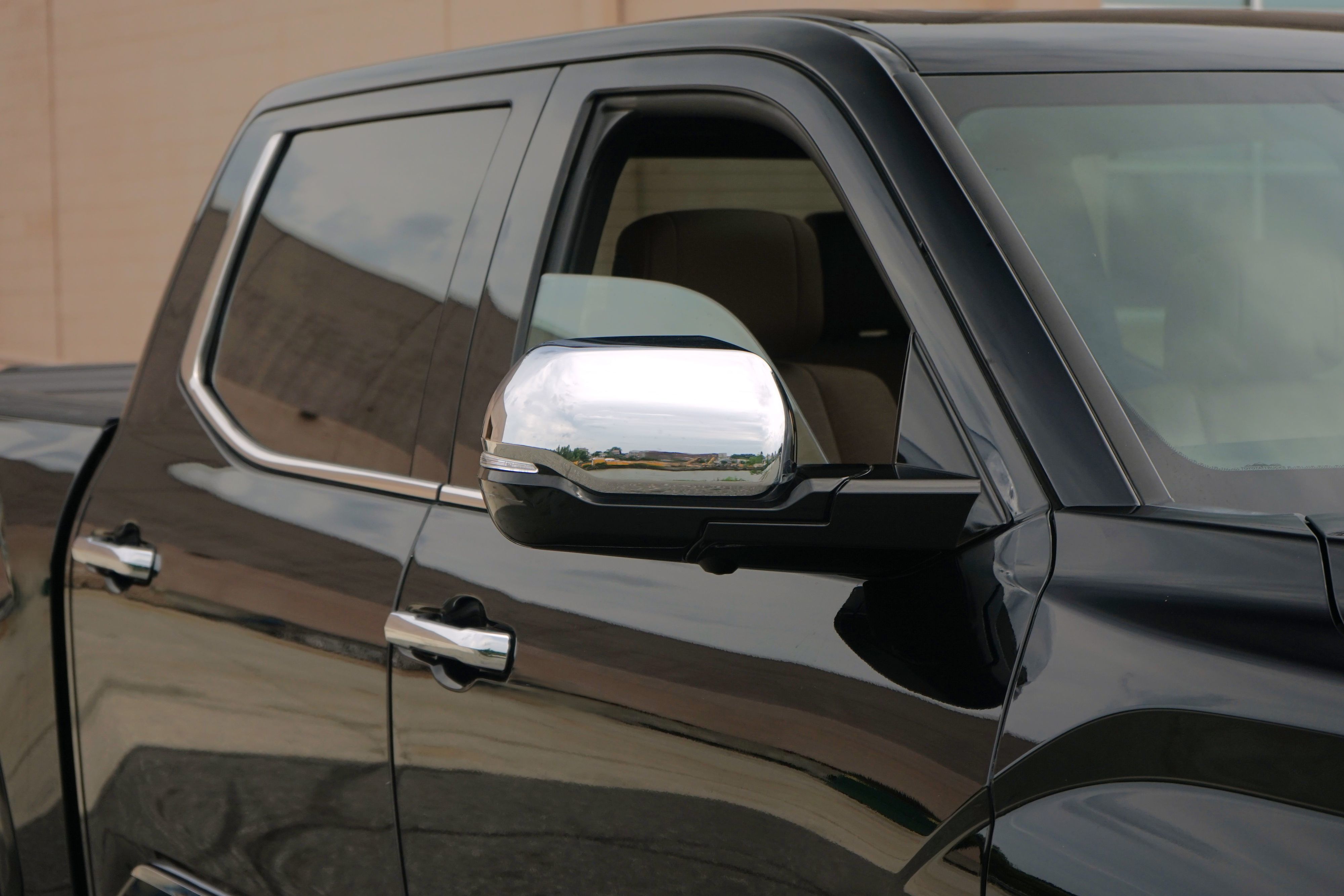 Photo 5 of this Toyota Tundra 4WD