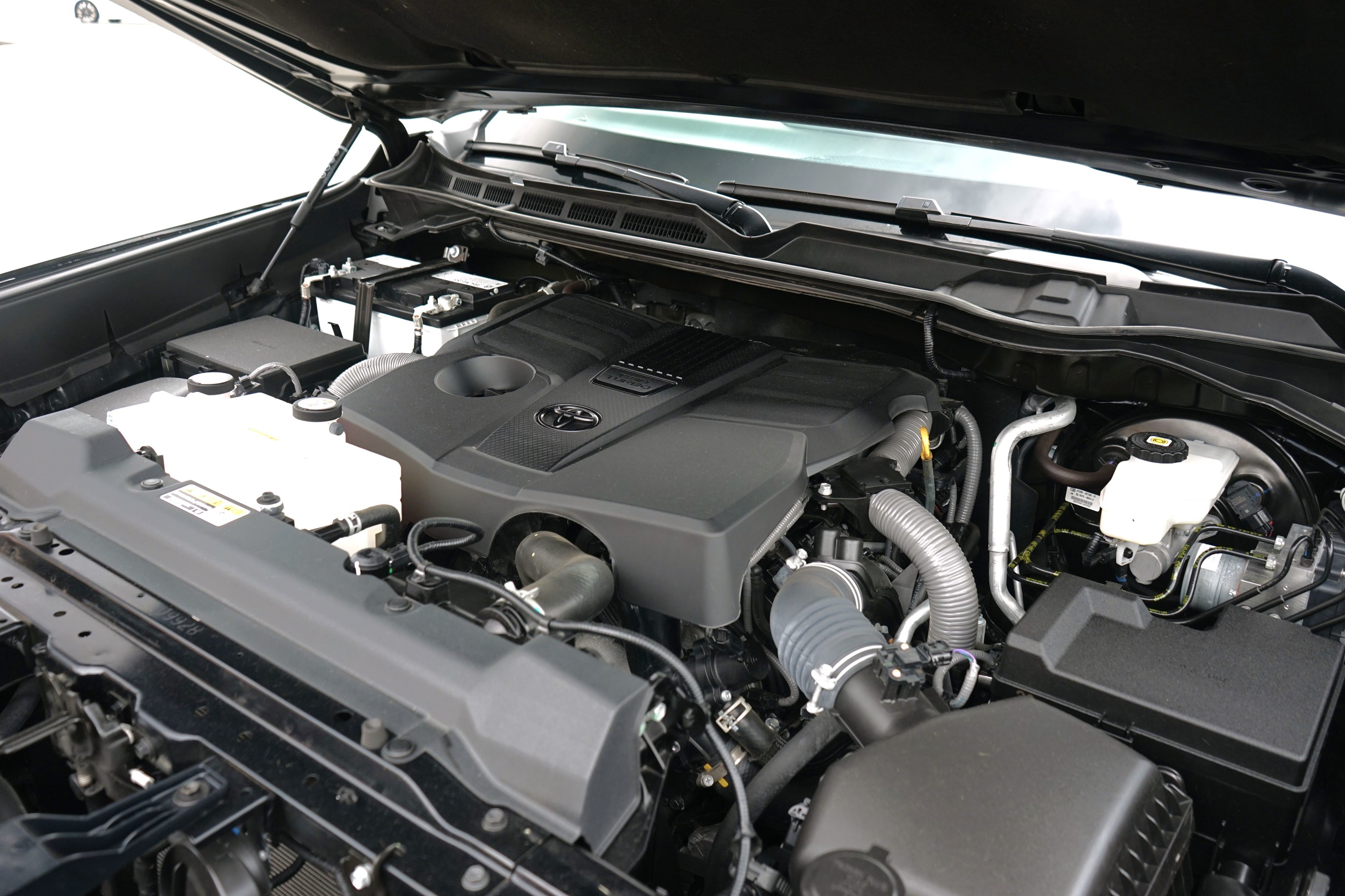 Photo 53 of this Toyota Tundra 4WD