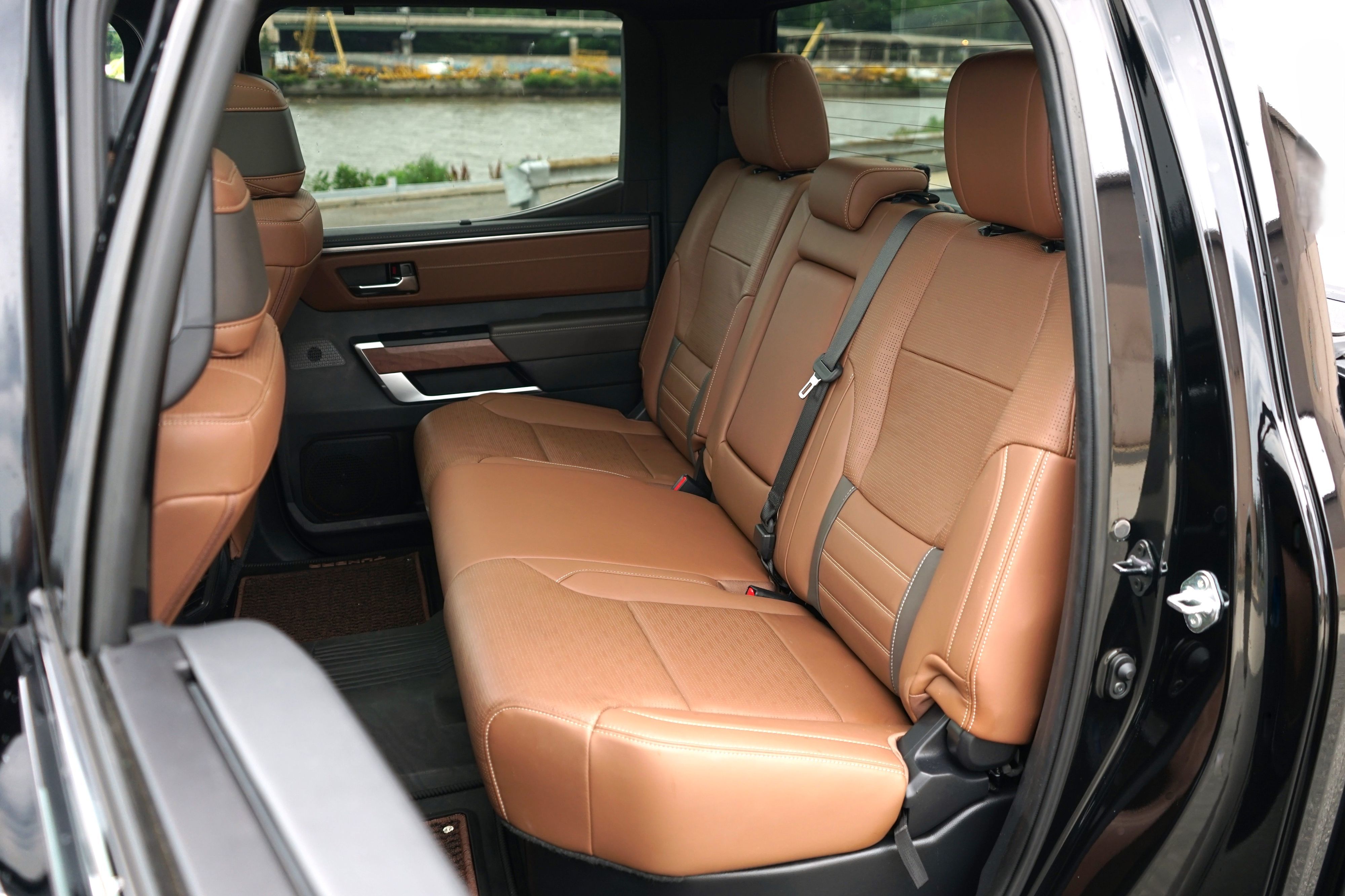 Photo 40 of this Toyota Tundra 4WD