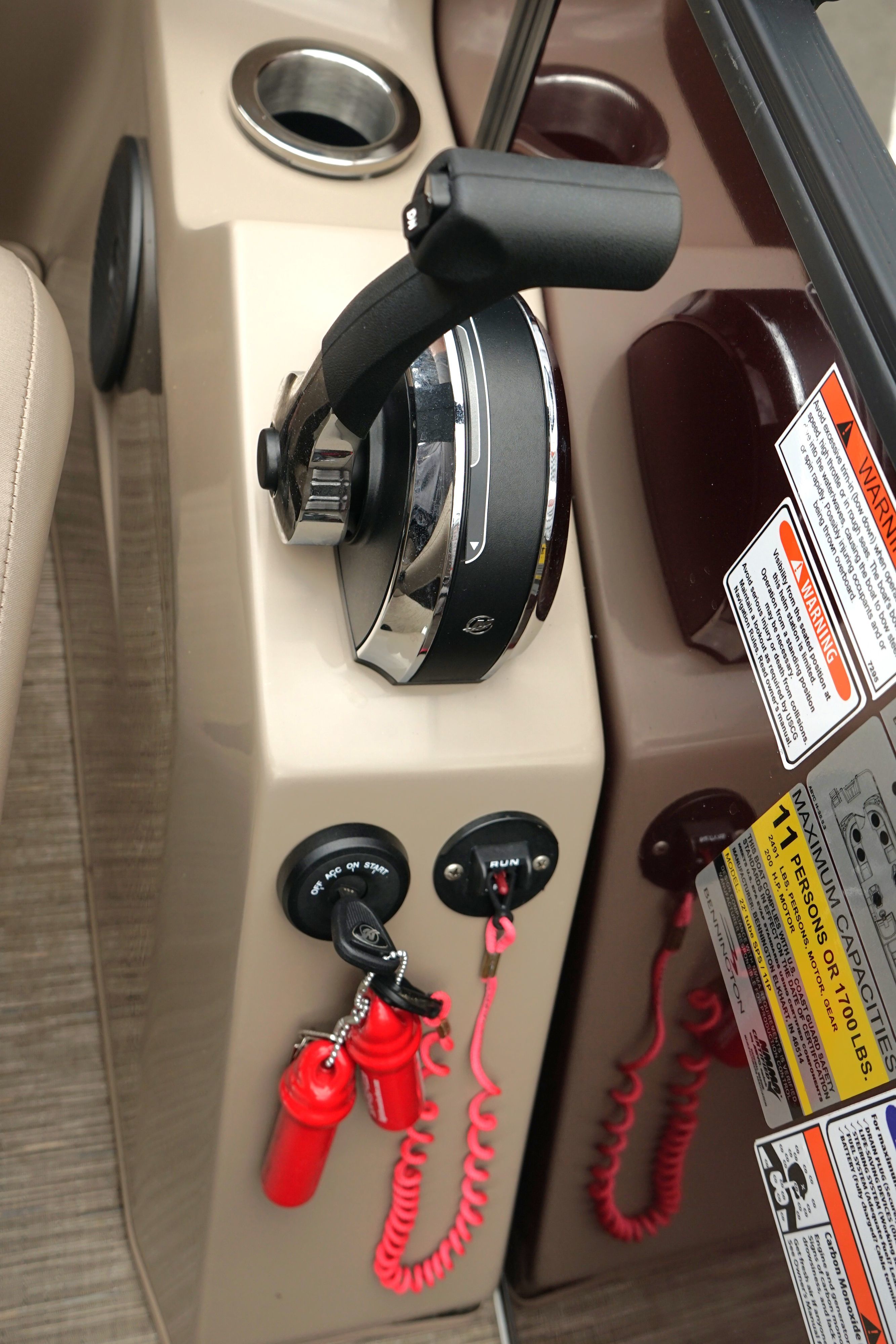 Photo 30 of this Bennington LX 23 