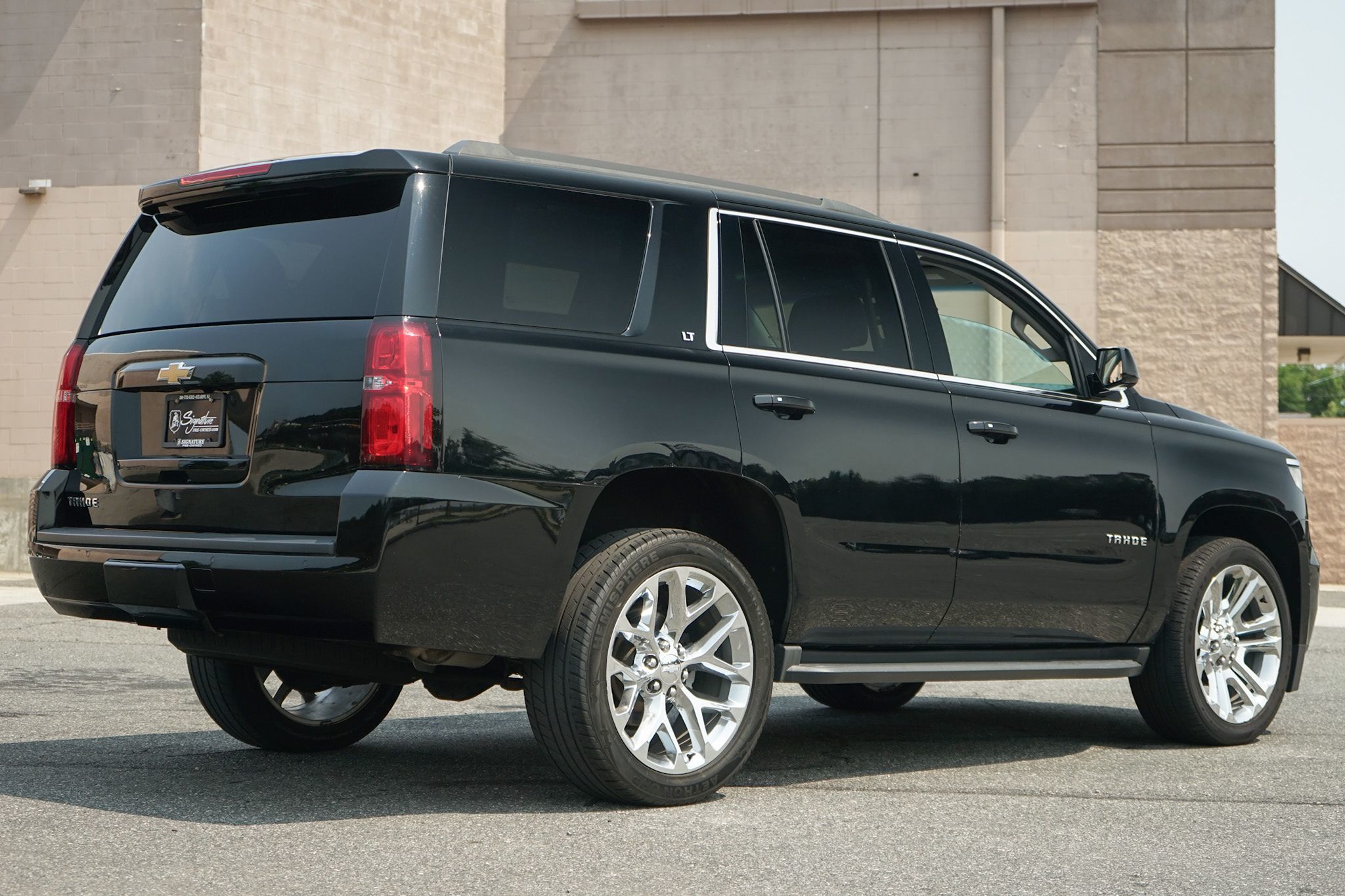 Photo 4 of this Chevrolet Tahoe