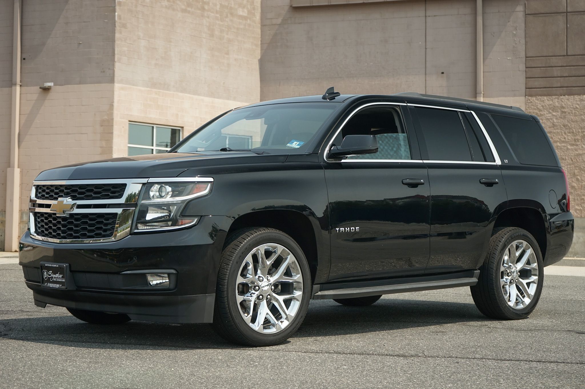 Photo 2 of this Chevrolet Tahoe