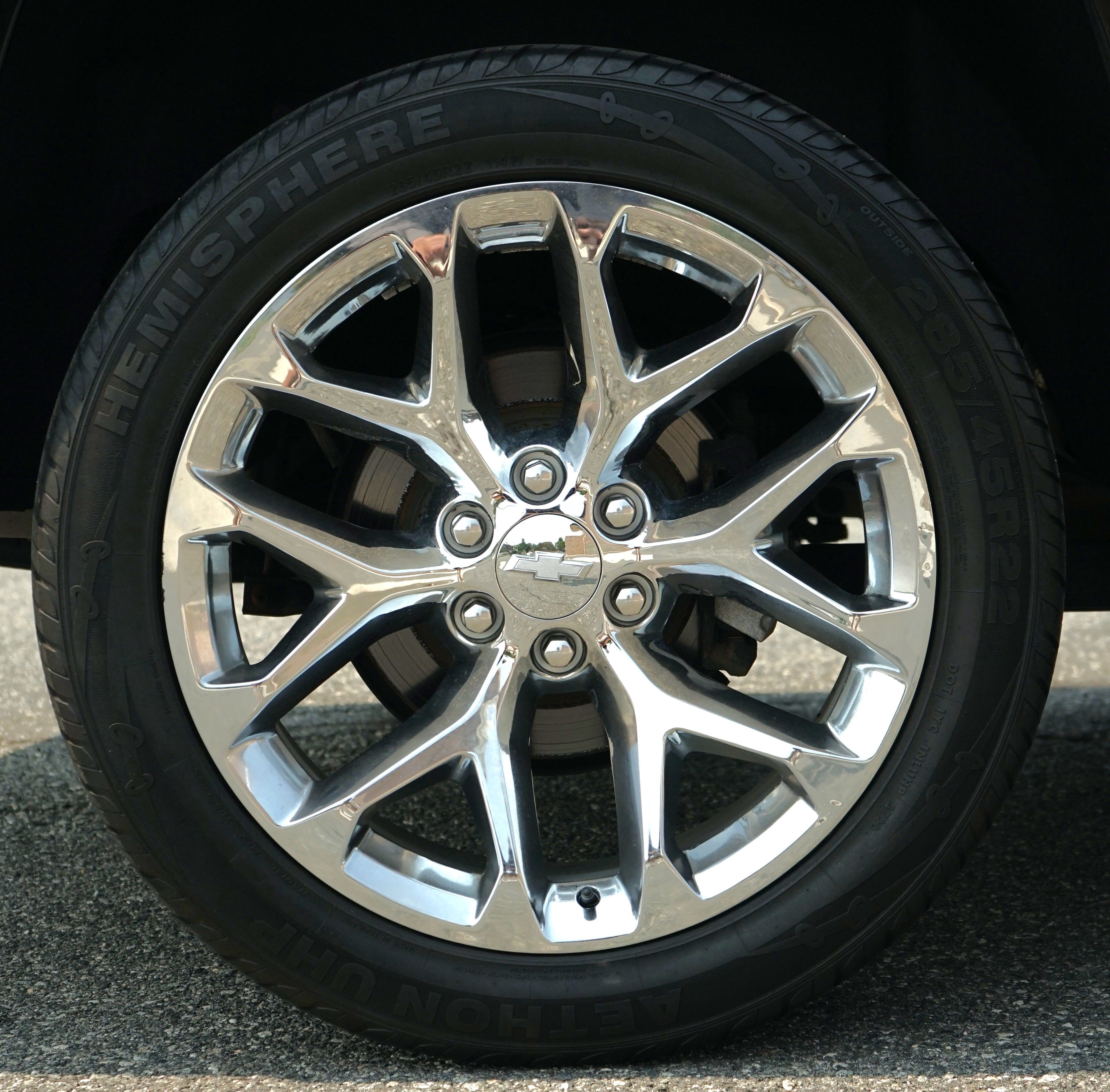 Photo 48 of this Chevrolet Tahoe
