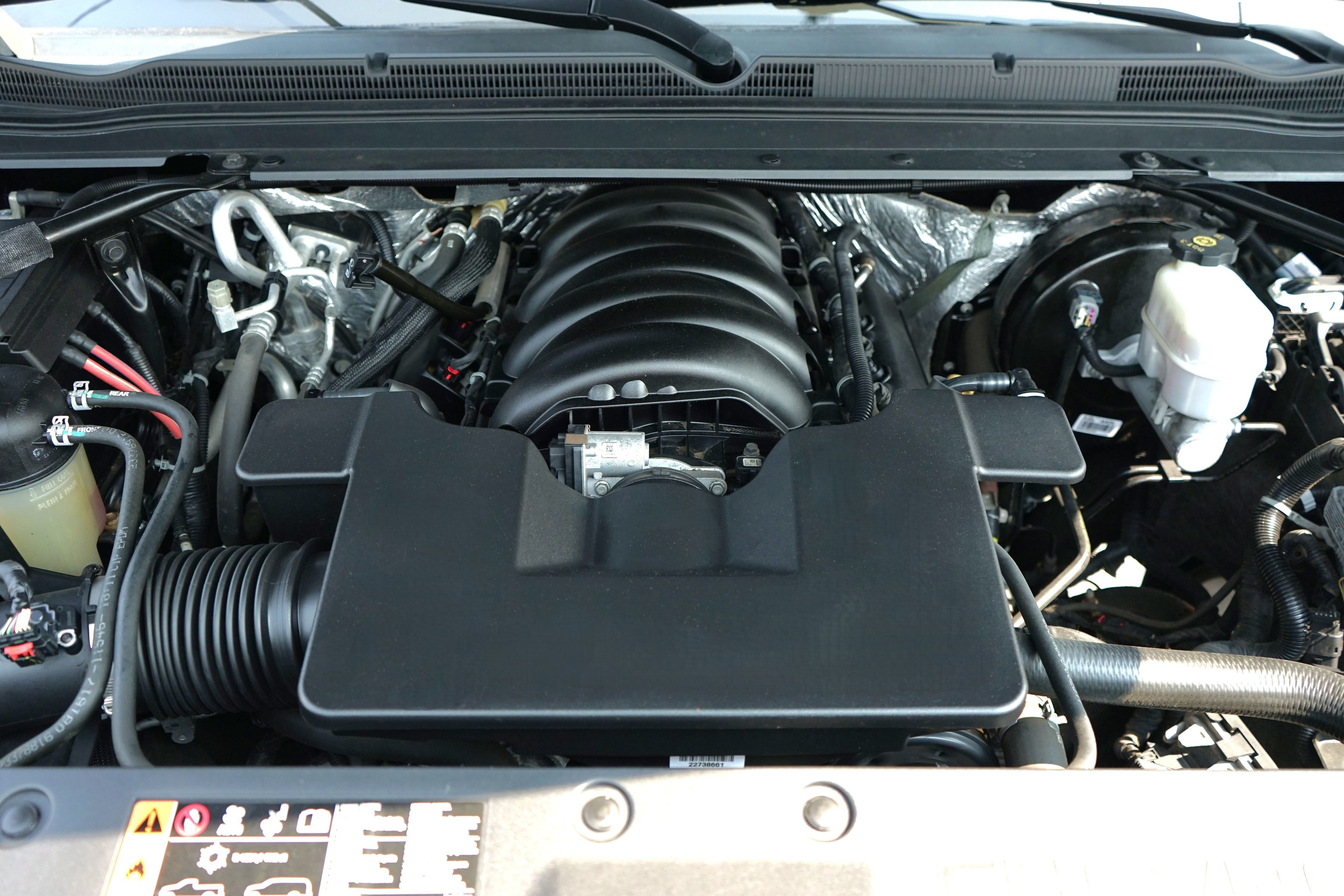 Photo 52 of this Chevrolet Tahoe