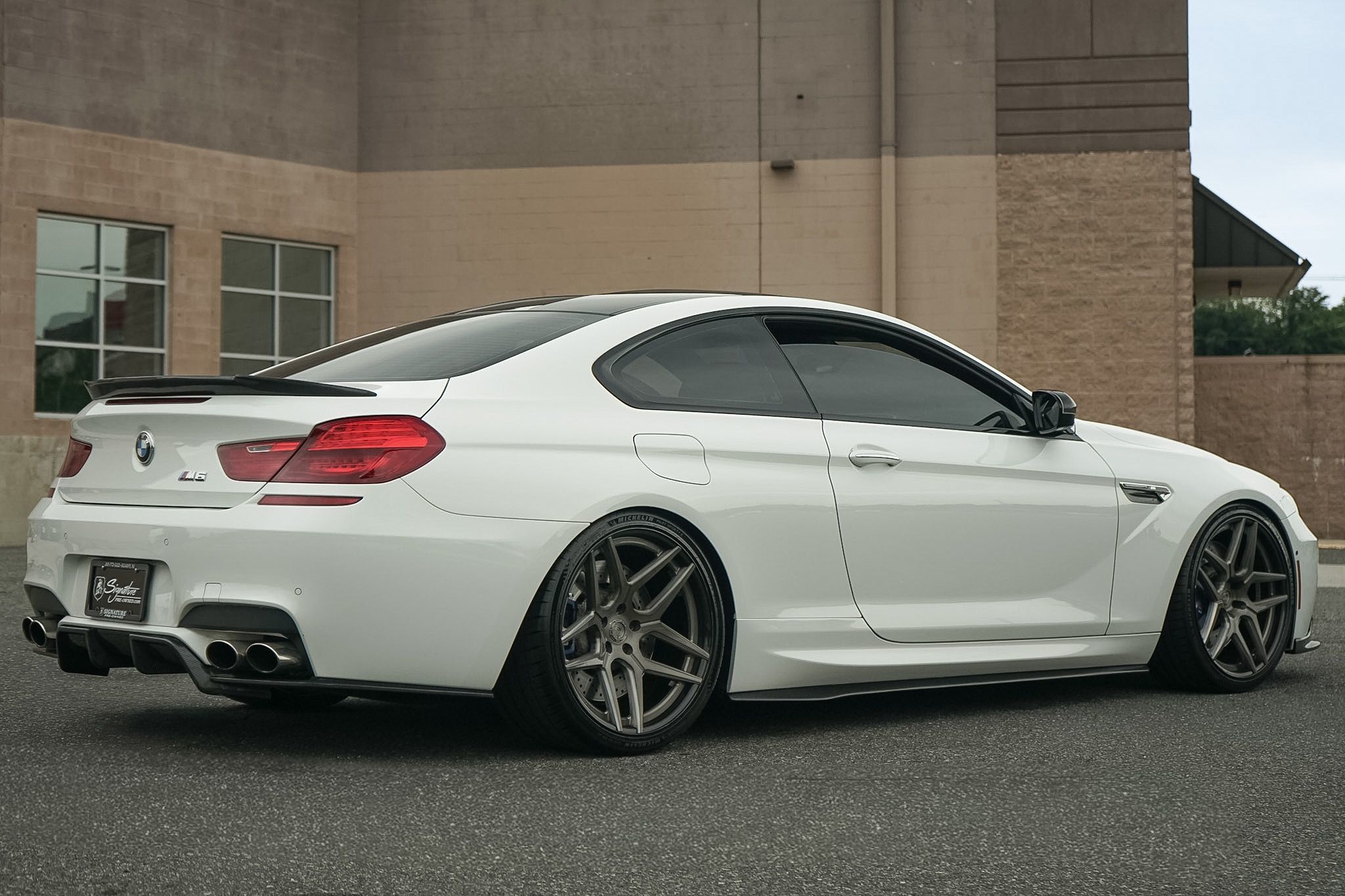 Photo 4 of this BMW M6