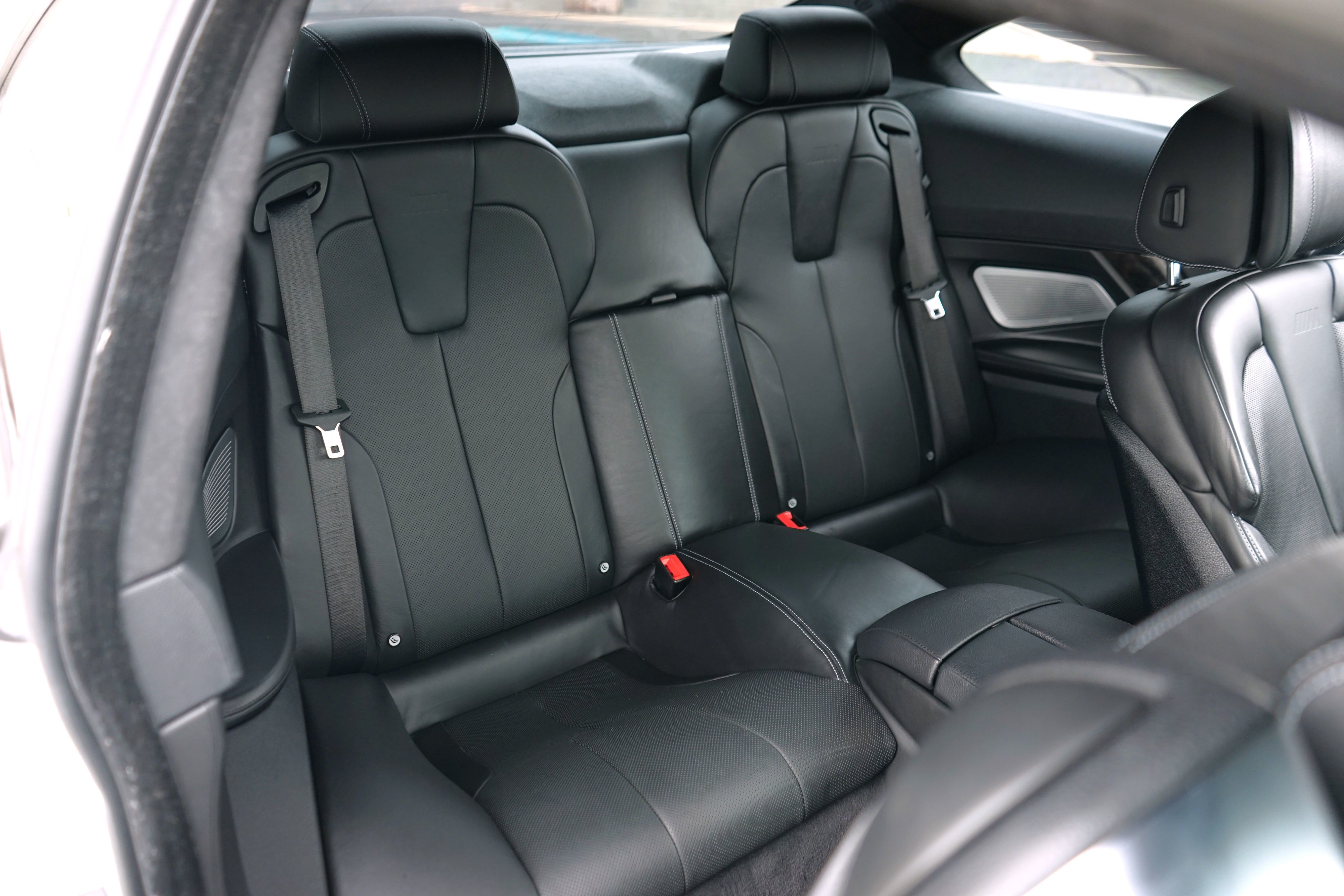 Photo 38 of this BMW M6