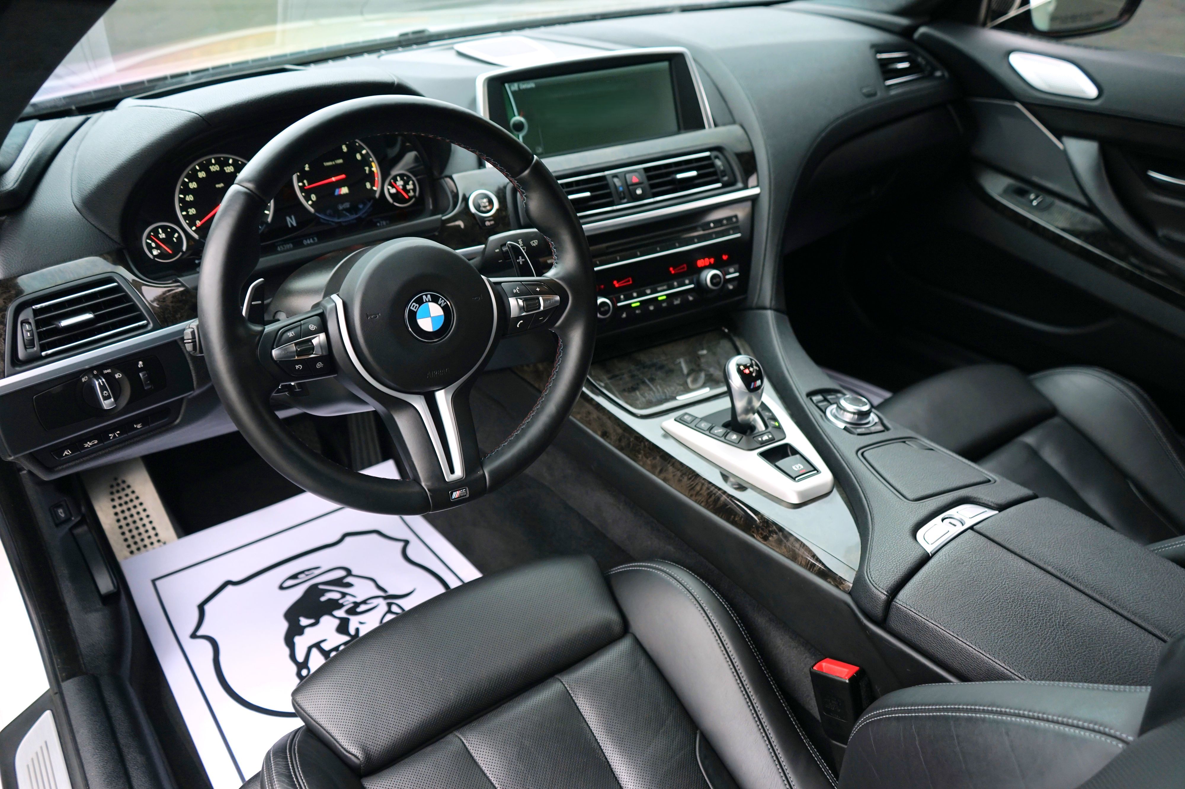 Photo 22 of this BMW M6