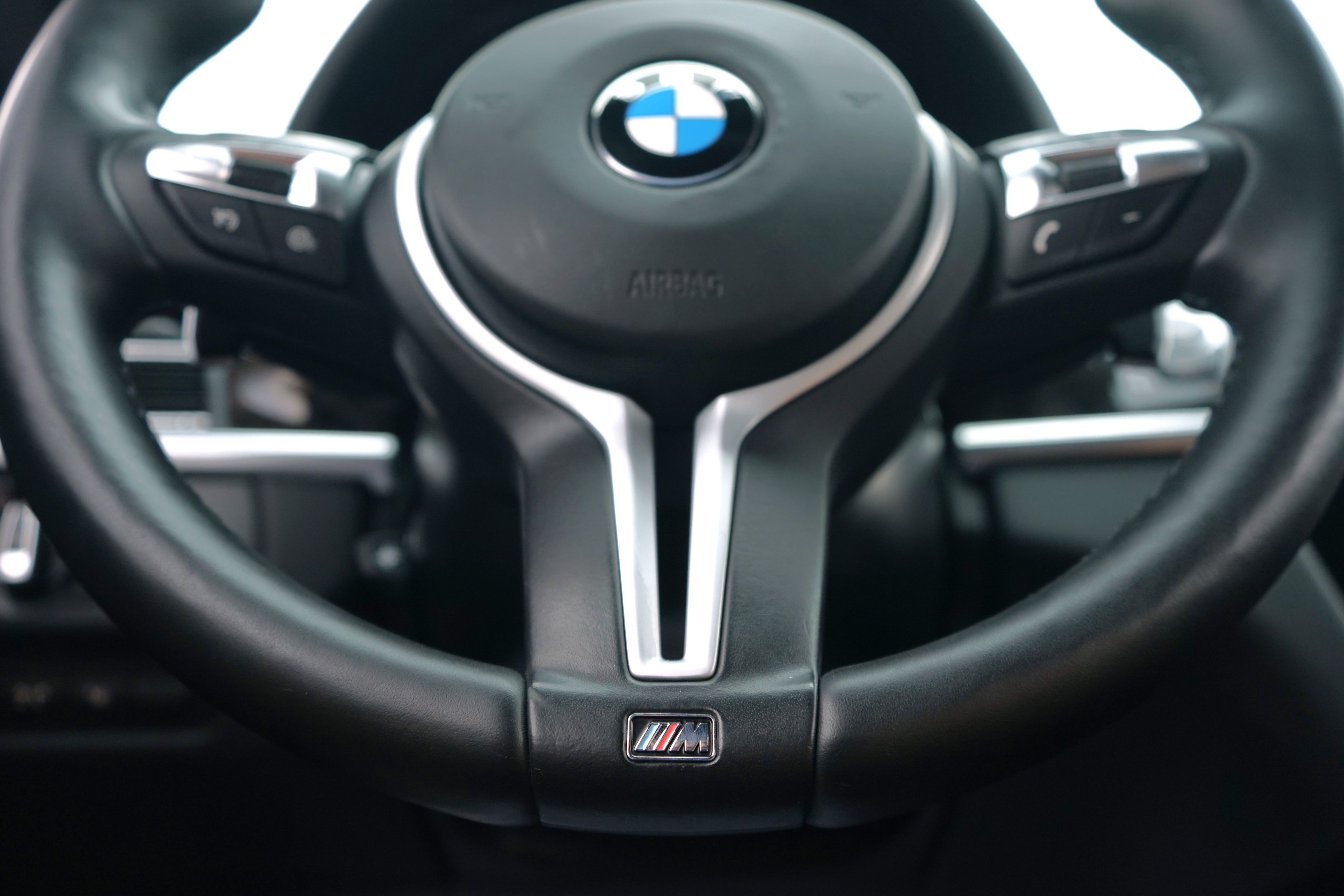 Photo 24 of this BMW M6
