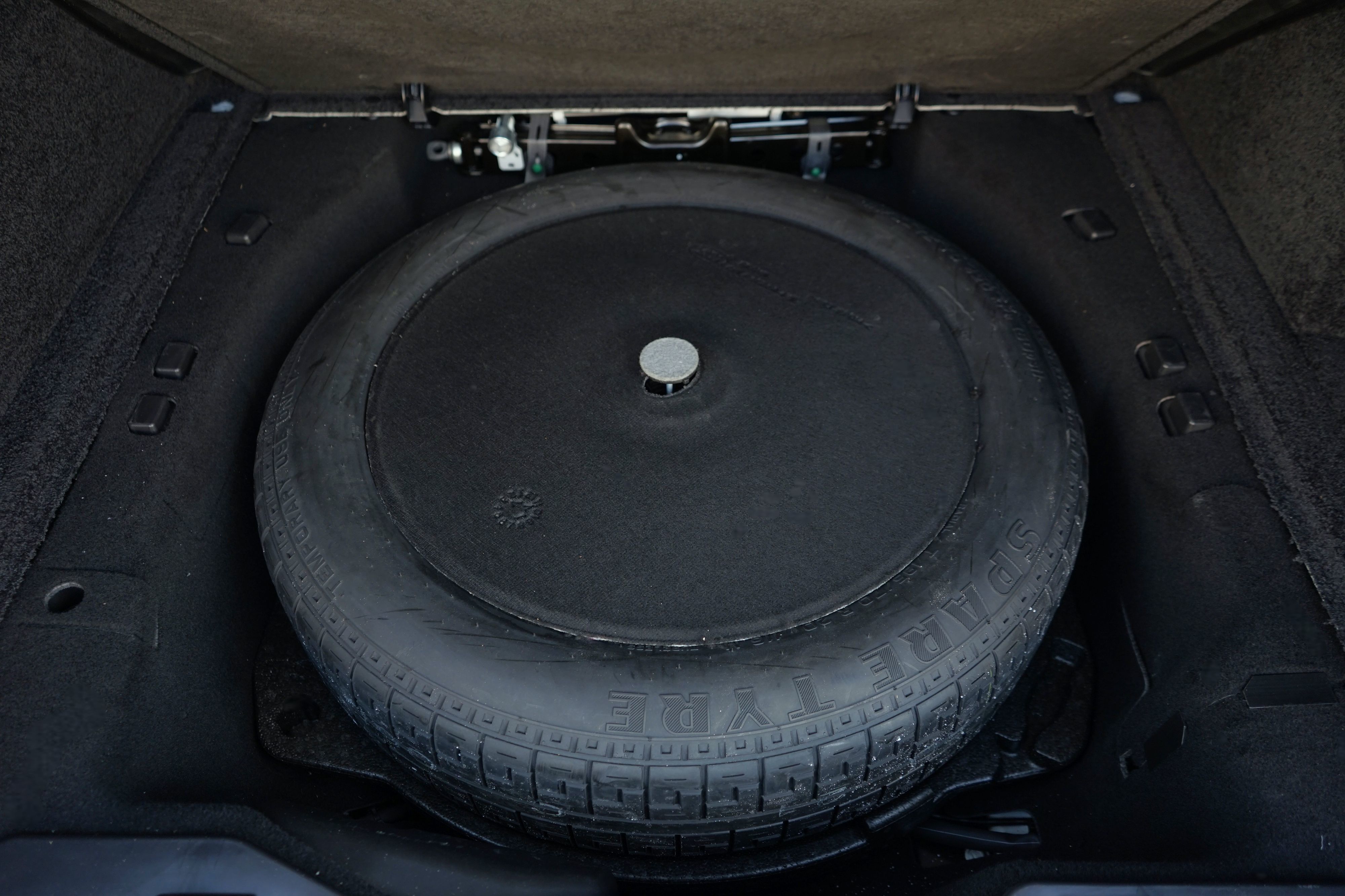 Photo 51 of this Land Rover Range Rover